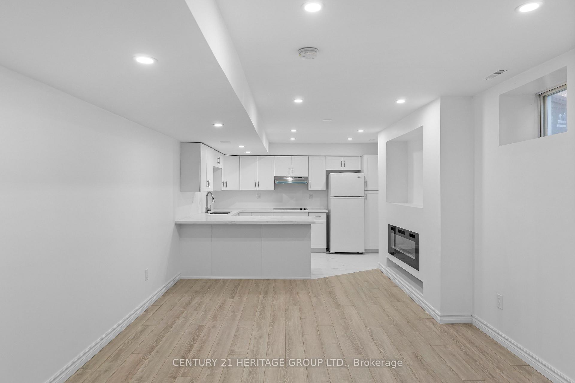 Photo of Unit Basement, 94 Charlton Boulevard