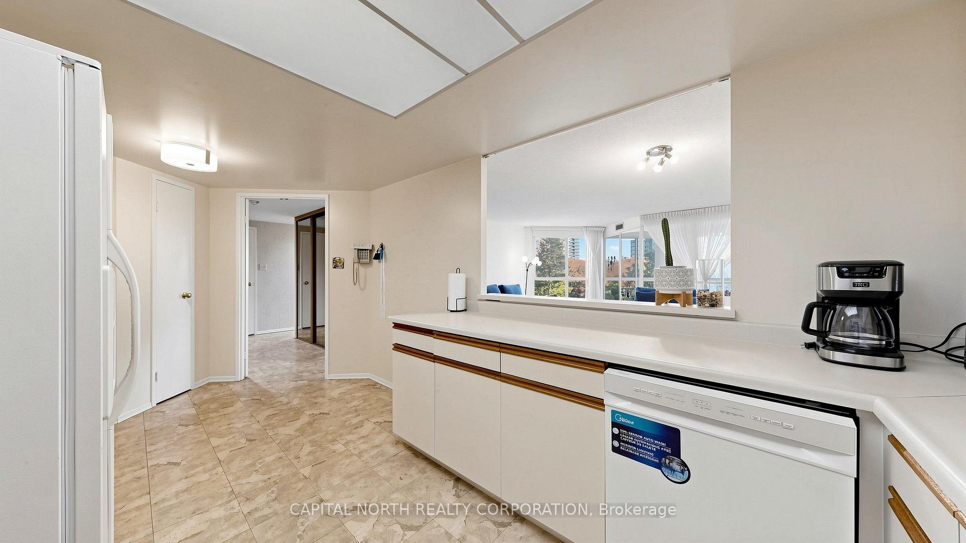 Photo 15 of Unit 308, 5 Weldrick Road W, Richmond Hill, North Richvale — HOMEH