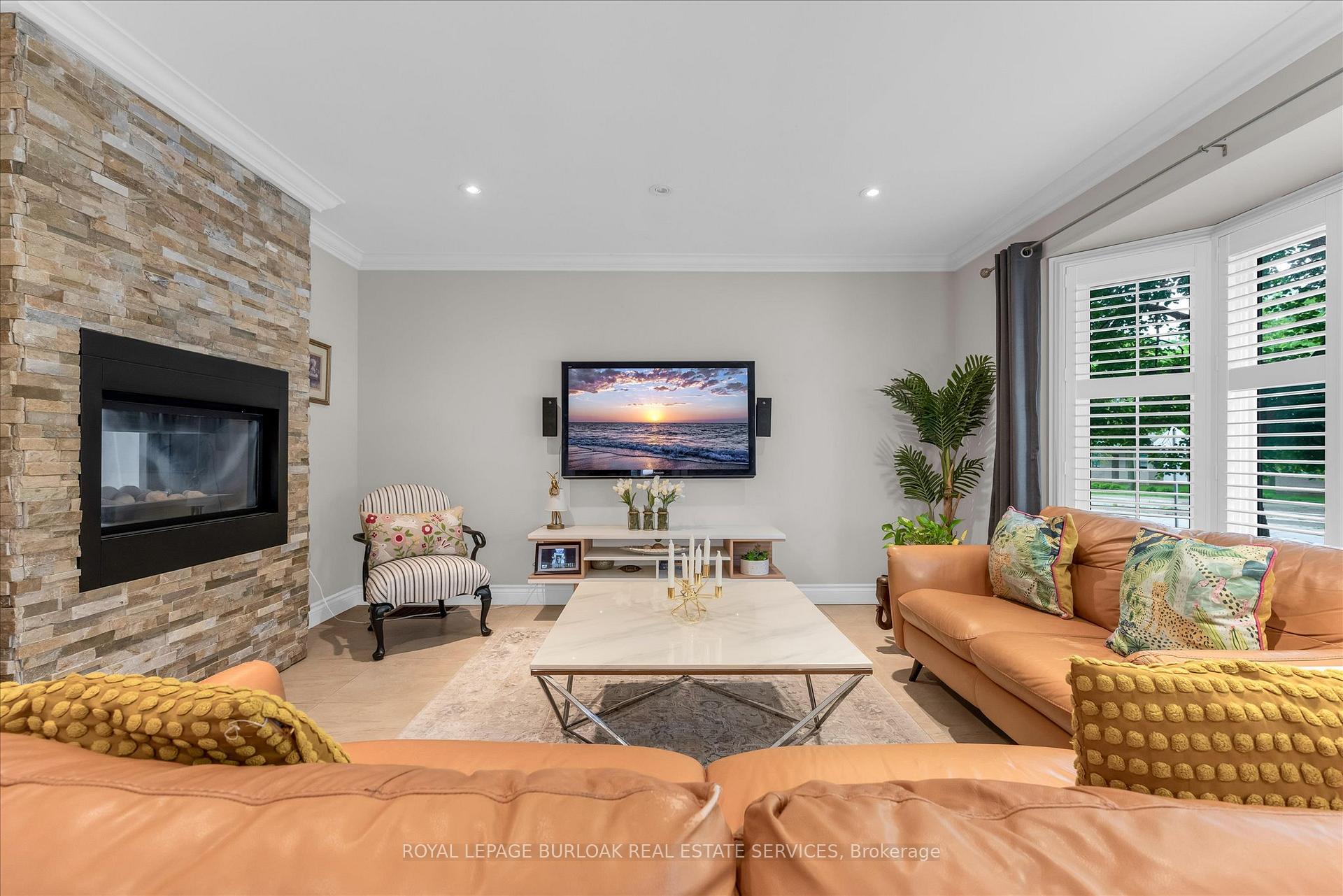 Photo 8 of Unit 6, 2110 New Street, Burlington, Brant — HOMEH