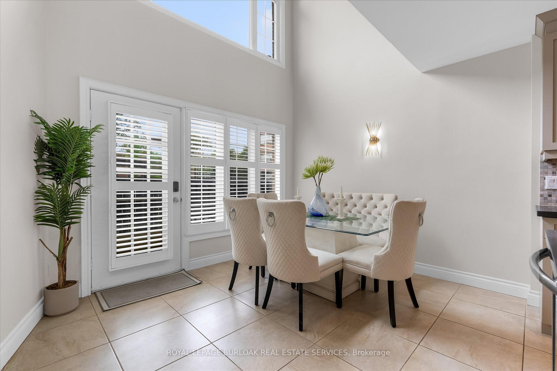 Photo 13 of Unit 6, 2110 New Street, Burlington, Brant — HOMEH