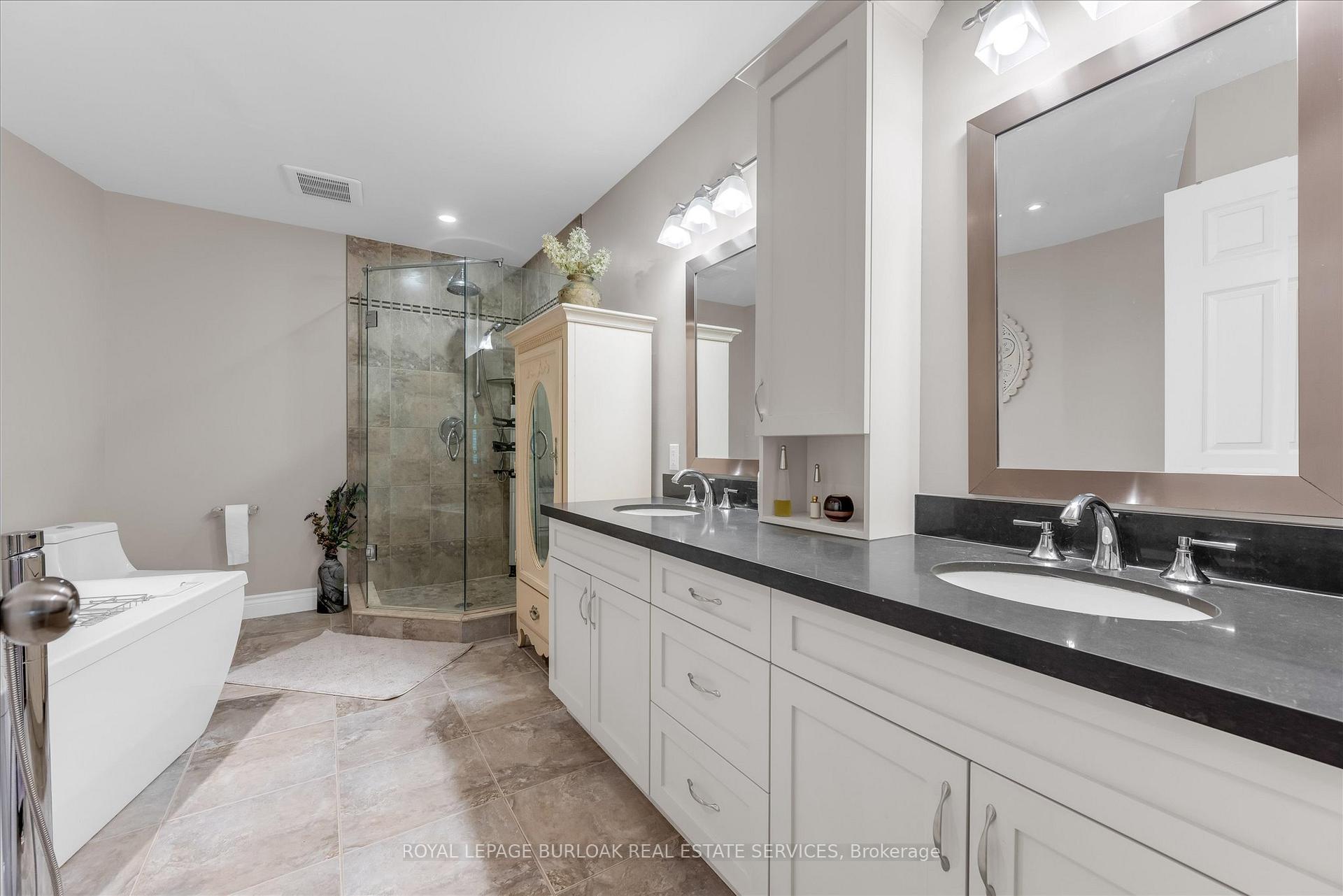 Photo 20 of Unit 6, 2110 New Street, Burlington, Brant — HOMEH