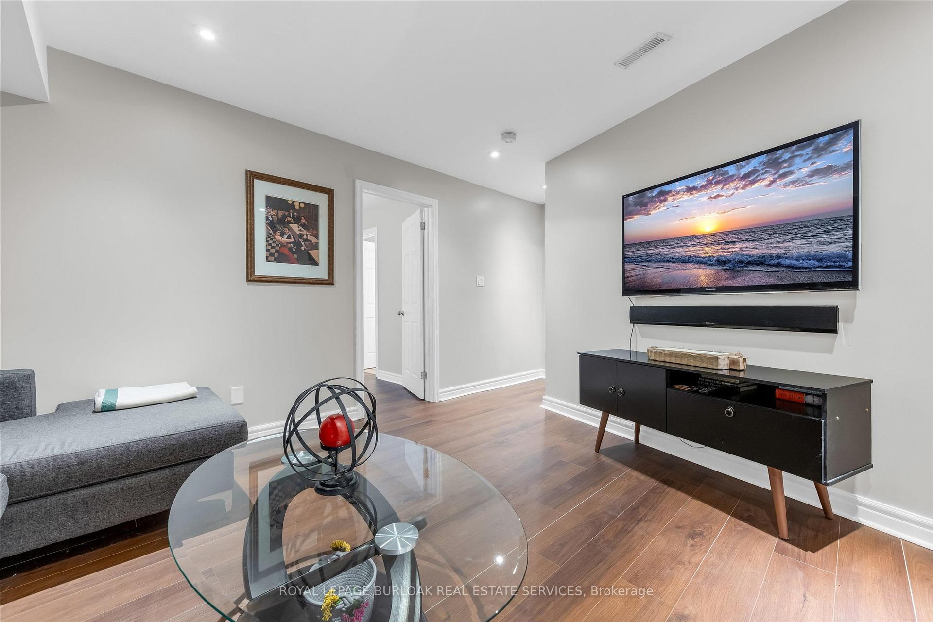 Photo 26 of Unit 6, 2110 New Street, Burlington, Brant — HOMEH