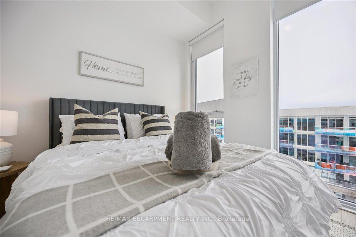 Photo 21 of Unit 609, 333 Sunseeker Avenue, Innisfil, Rural Innisfil — HOMEH