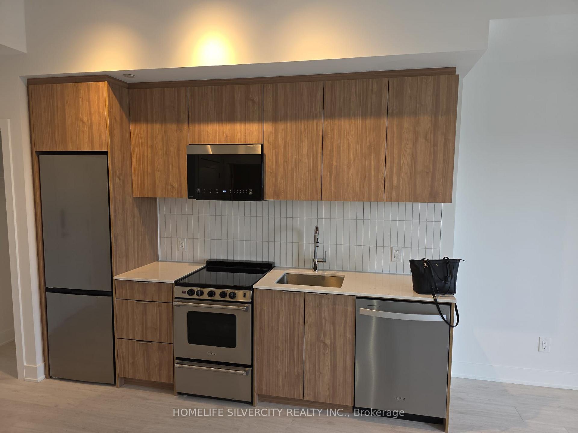 Photo 2 of Unit 716, 3008 William Cutmore Boulevard, Oakville, Joshua Meadows — HOMEH