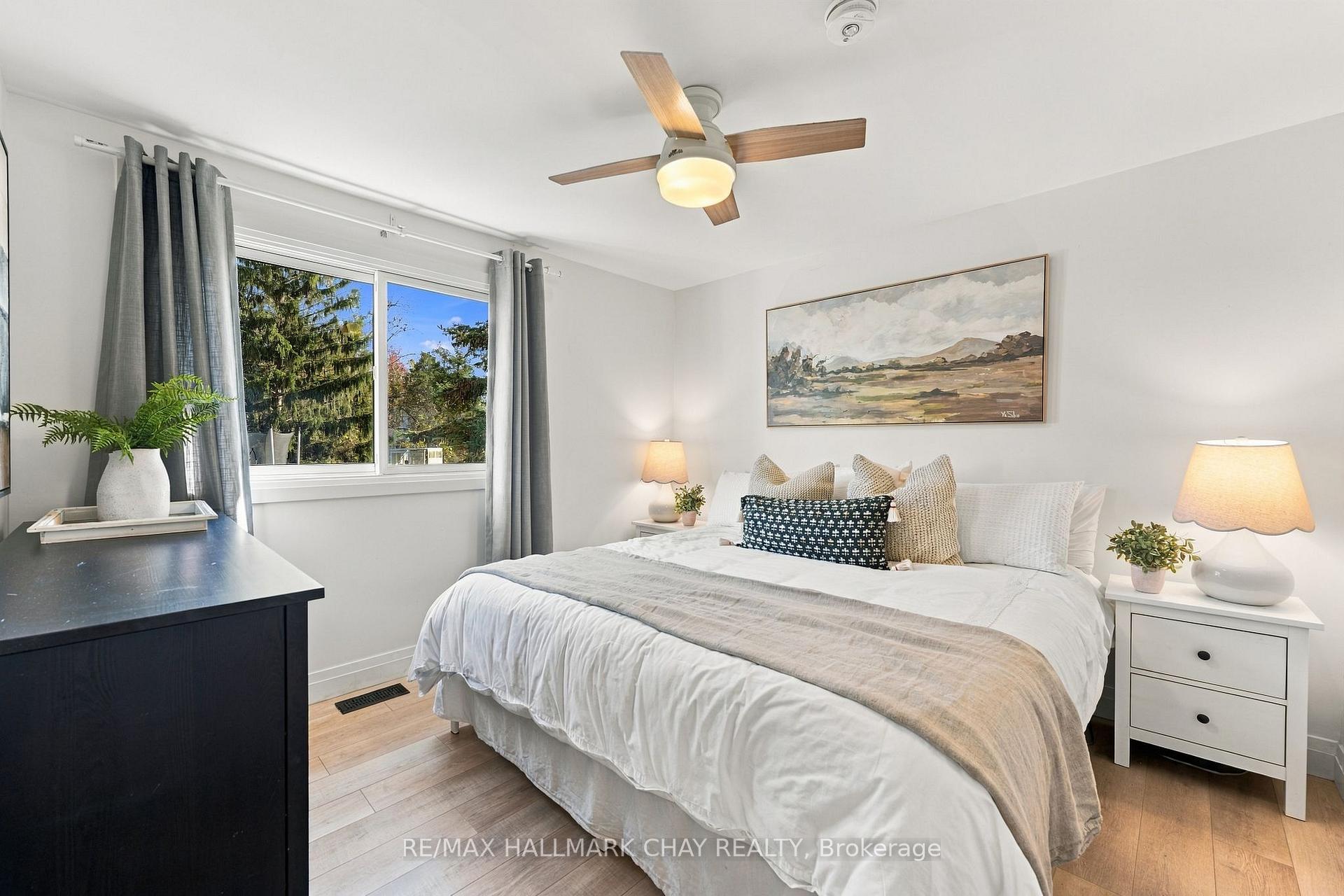 Photo 10 of 13 Gowan Road, Oro-Medonte, Shanty Bay — HOMEH