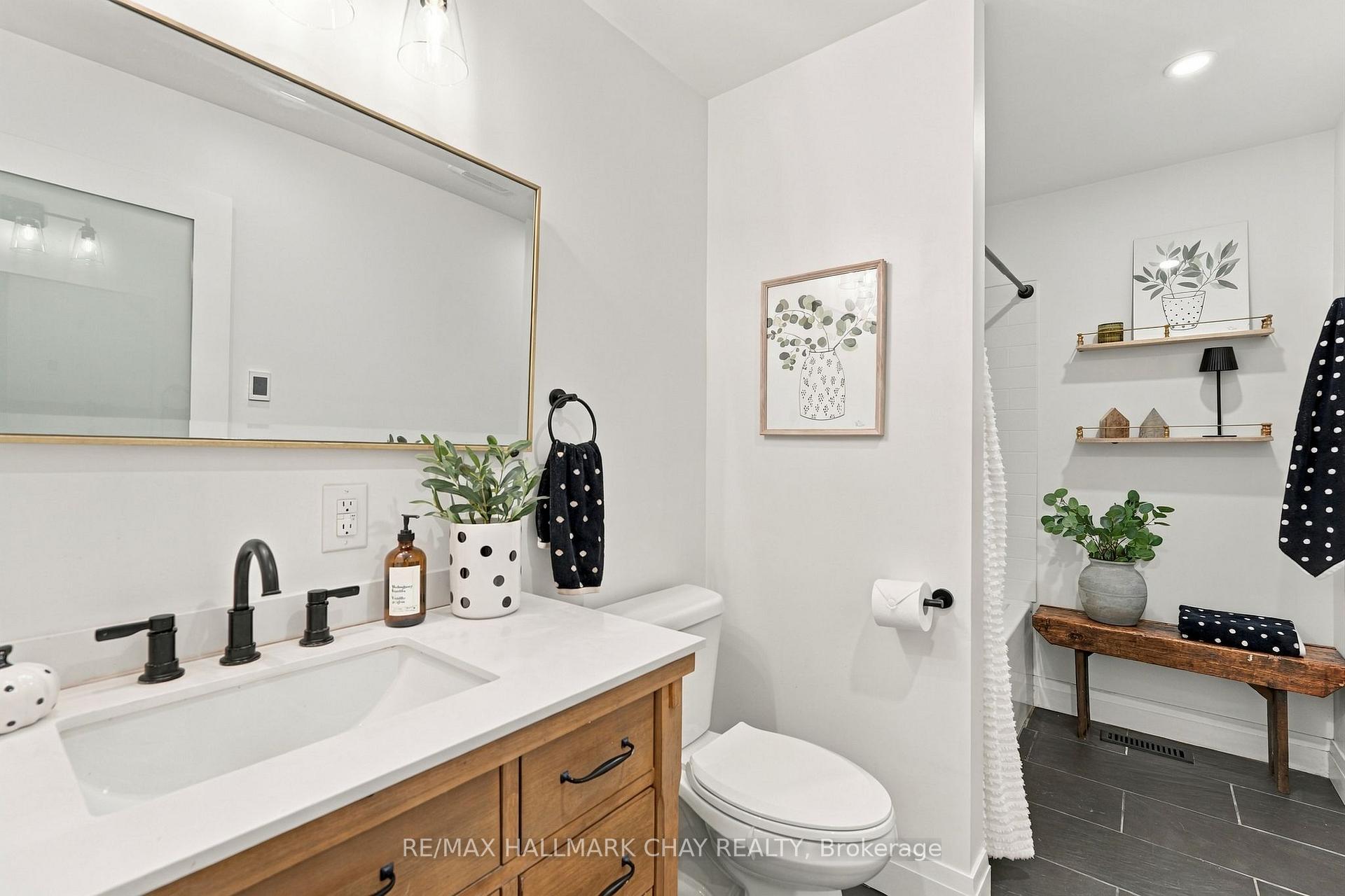 Photo 14 of 13 Gowan Road, Oro-Medonte, Shanty Bay — HOMEH