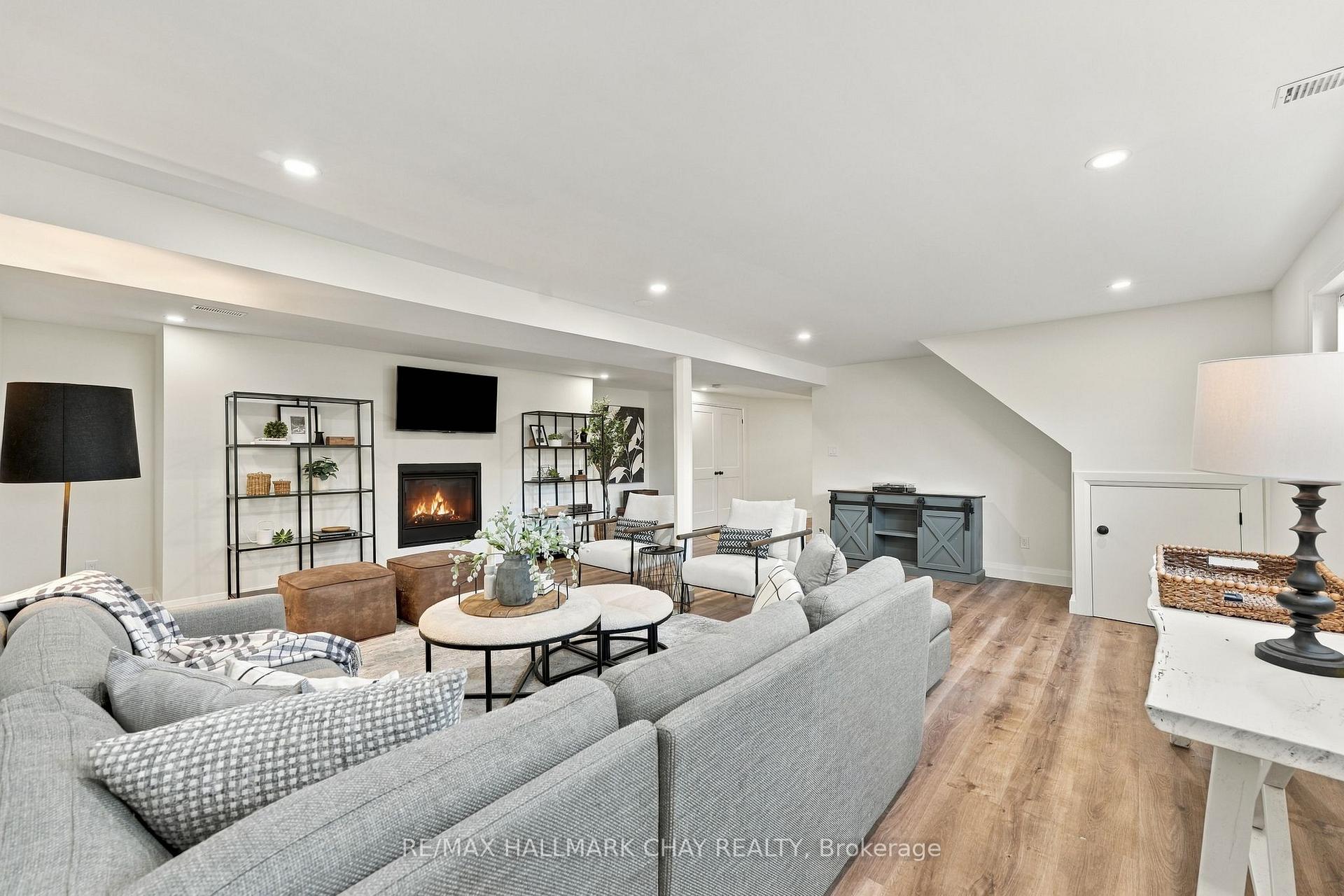 Photo 15 of 13 Gowan Road, Oro-Medonte, Shanty Bay — HOMEH