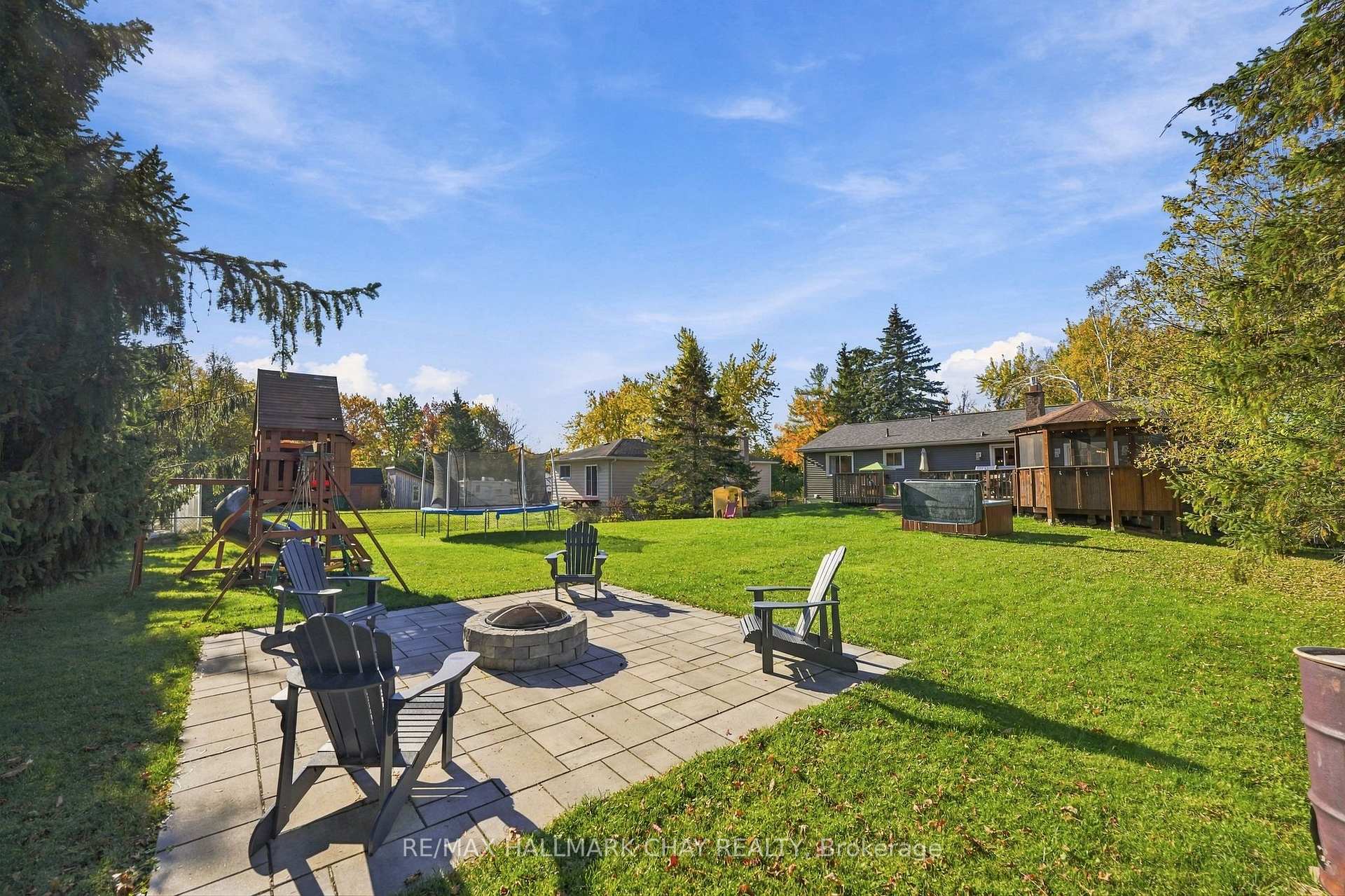 Photo 20 of 13 Gowan Road, Oro-Medonte, Shanty Bay — HOMEH