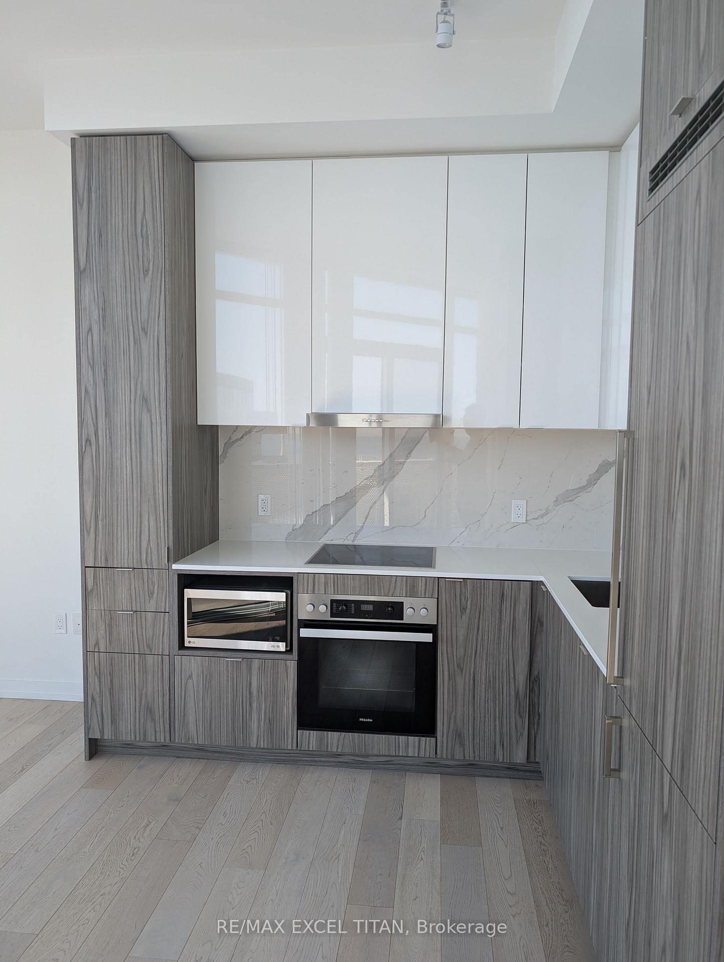 Photo 9 of Unit PH108, 55 Cooper Street, Toronto, Waterfront Communities — HOMEH