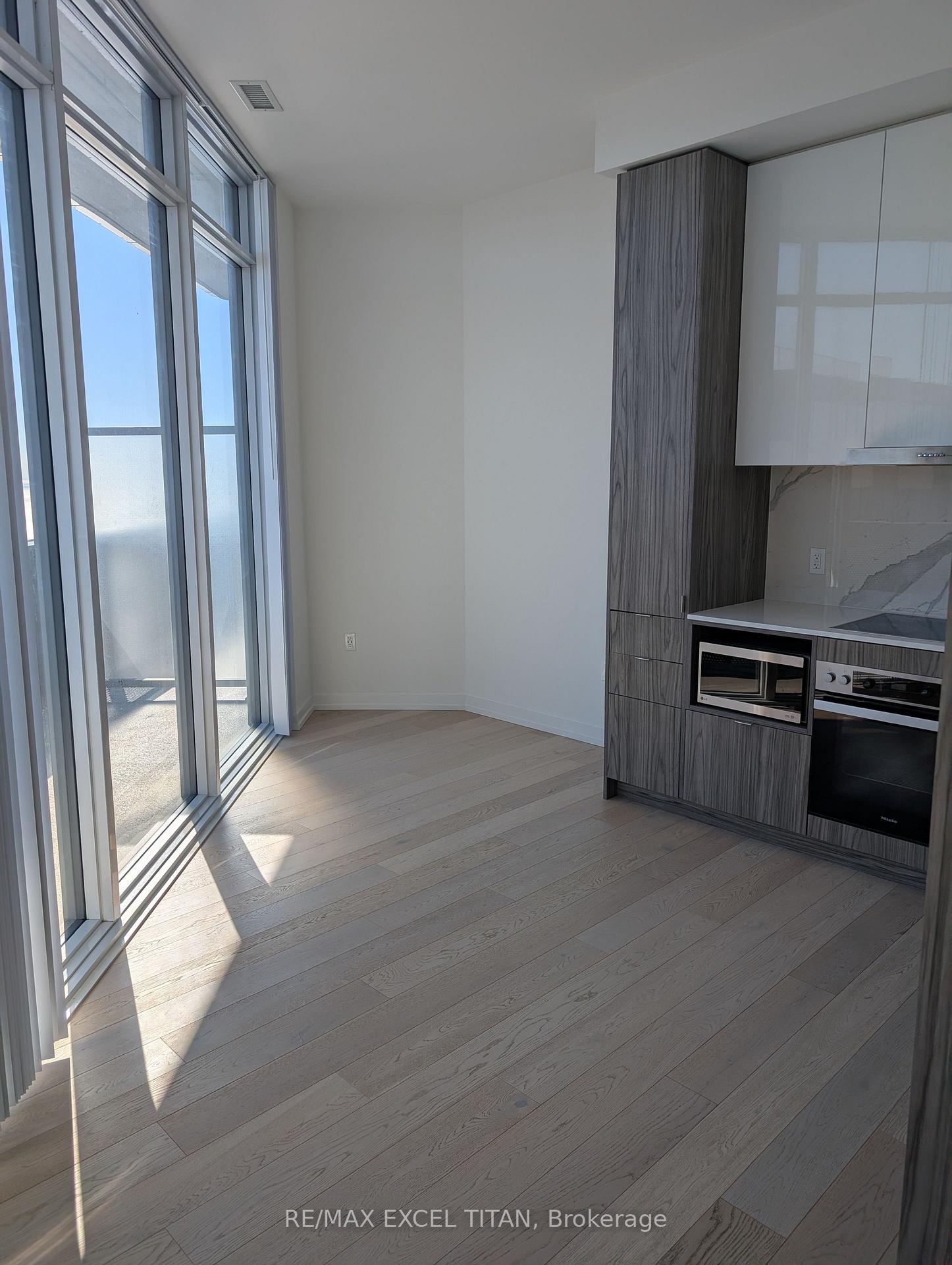 Photo 10 of Unit PH108, 55 Cooper Street, Toronto, Waterfront Communities — HOMEH