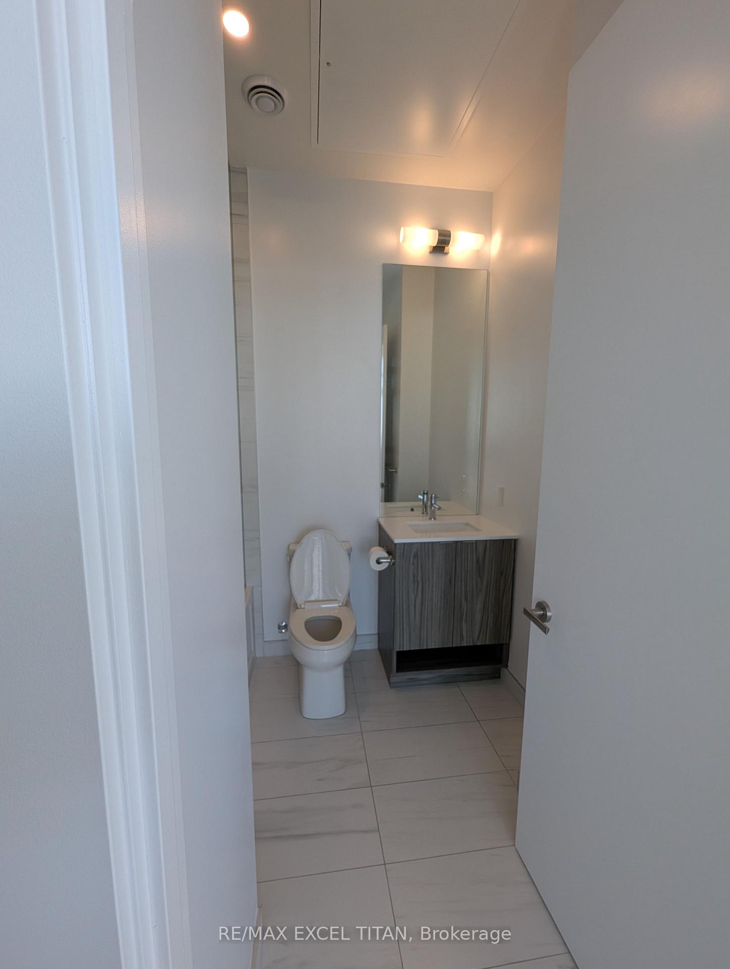 Photo 13 of Unit PH108, 55 Cooper Street, Toronto, Waterfront Communities — HOMEH