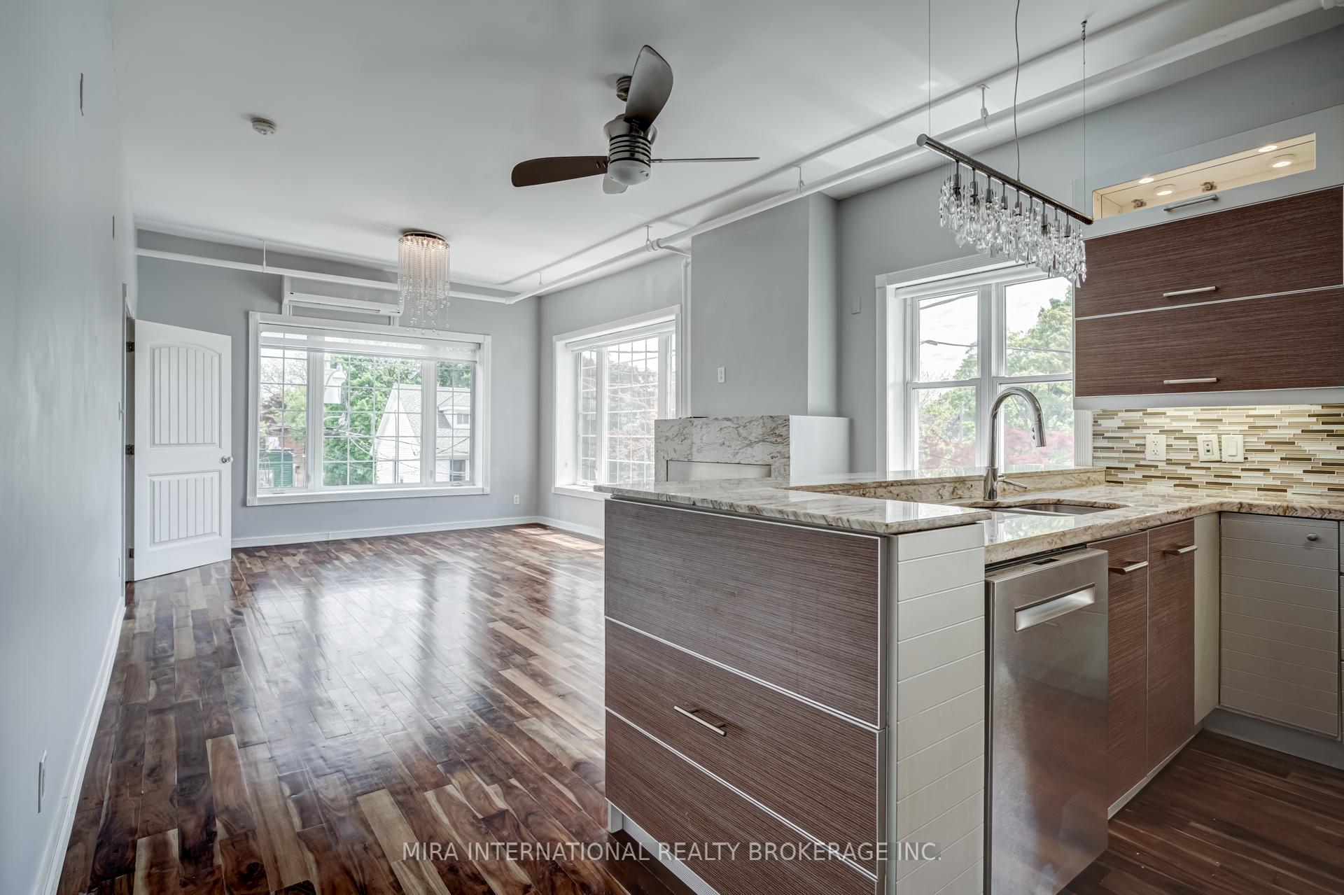 Photo 3 of Unit C5, 98 Leuty Avenue, Toronto, The Beaches — HOMEH
