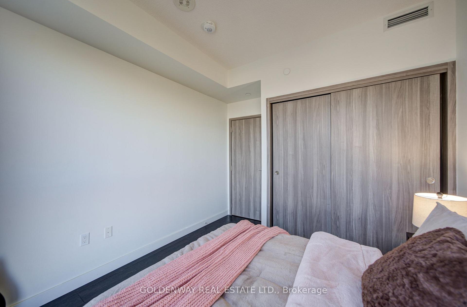 Photo 25 of Unit 2109, 85 McMahon Drive, North York, Bayview Village — HOMEH