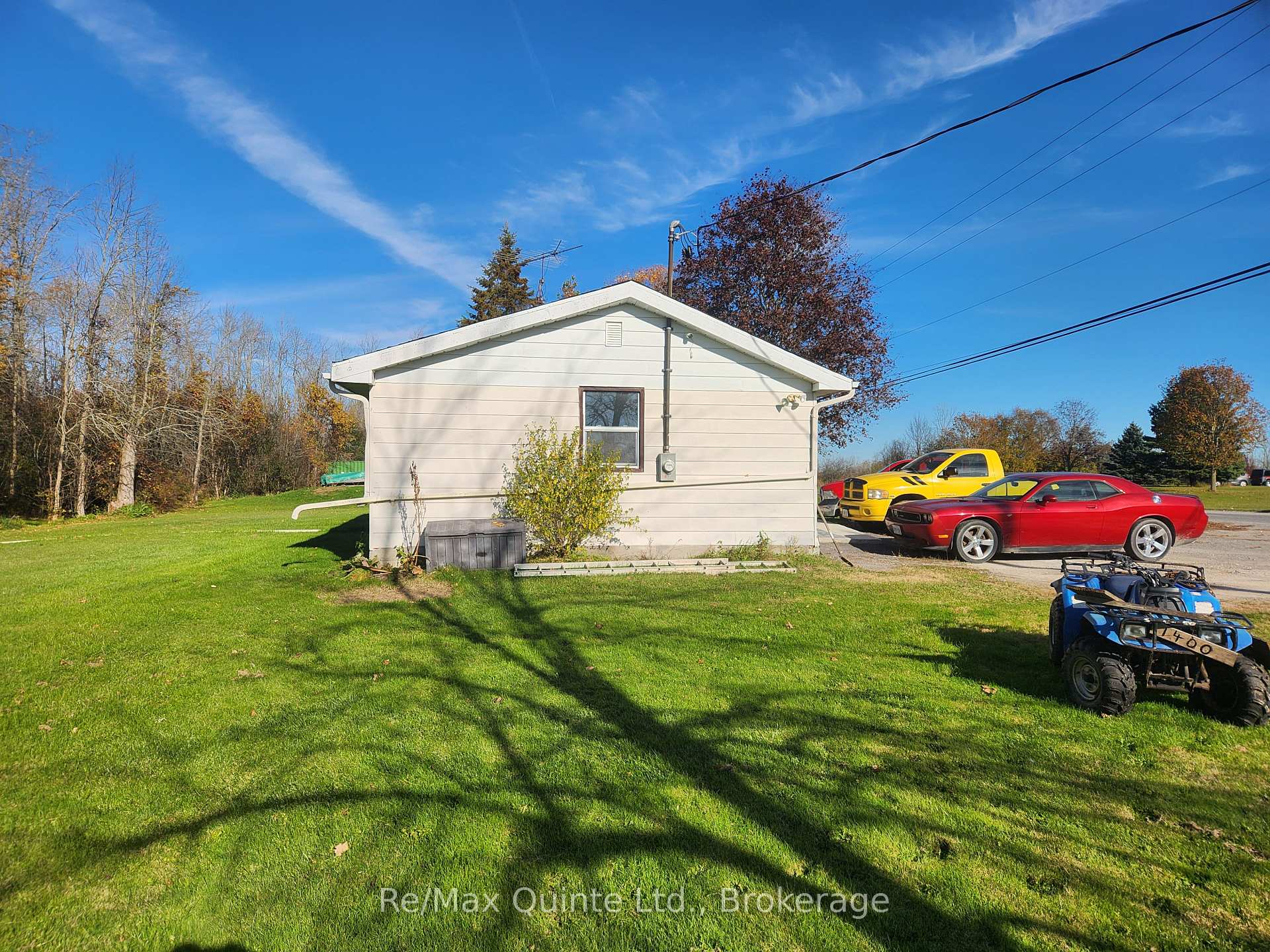 Photo 5 of 182 Smokes Point Road, Prince Edward County, Ameliasburgh — HOMEH