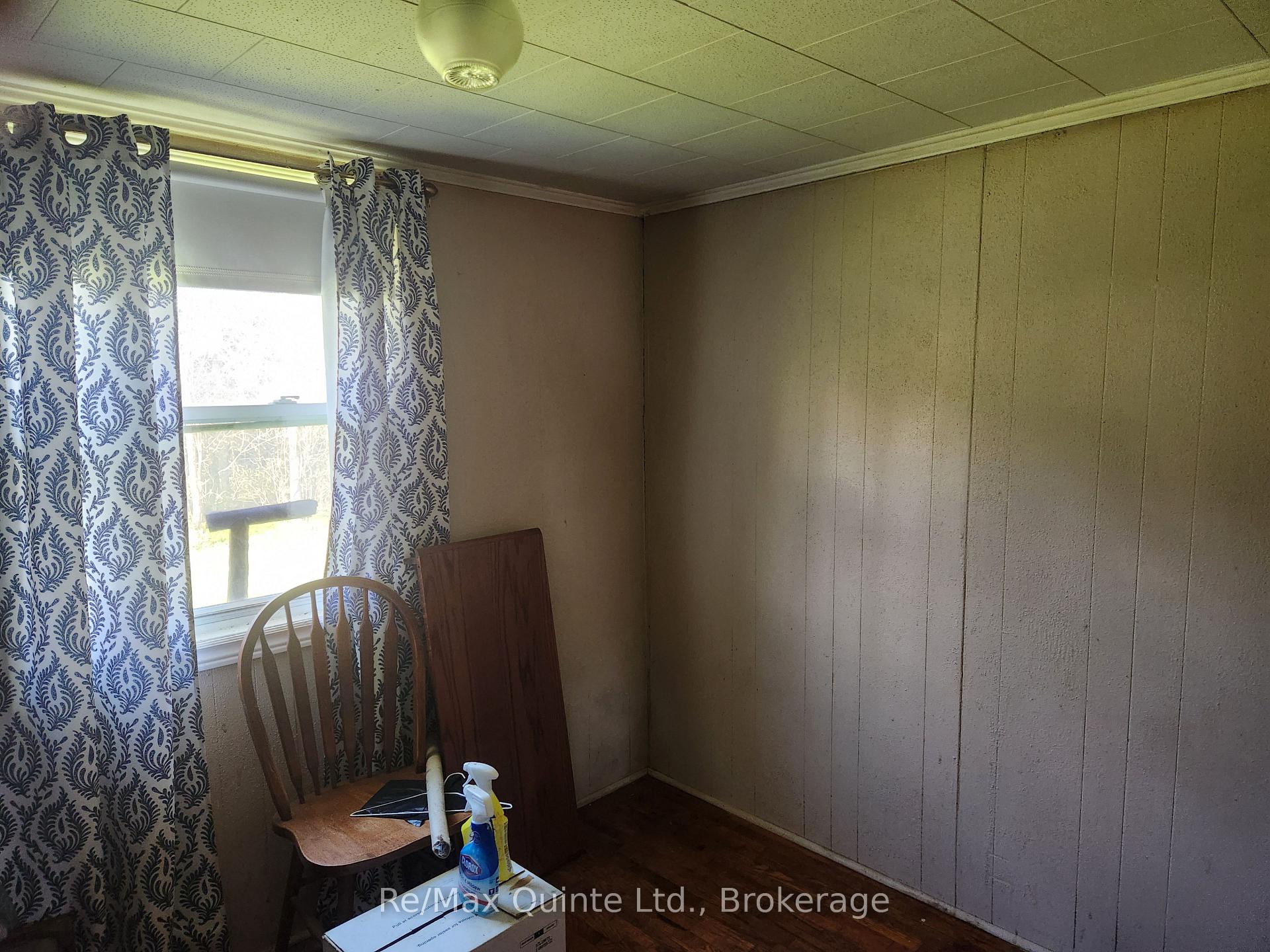 Photo 8 of 182 Smokes Point Road, Prince Edward County, Ameliasburgh — HOMEH