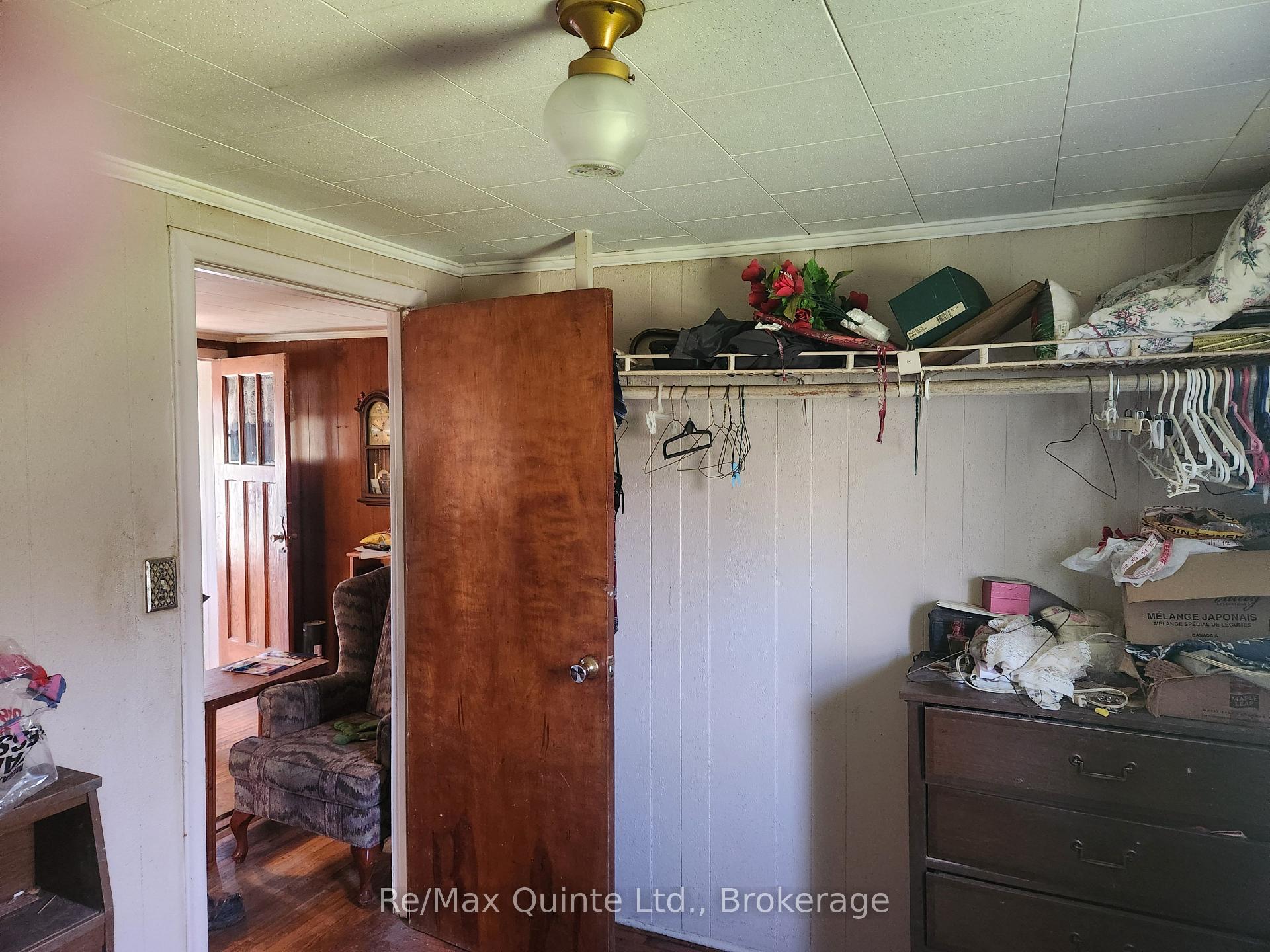 Photo 9 of 182 Smokes Point Road, Prince Edward County, Ameliasburgh — HOMEH