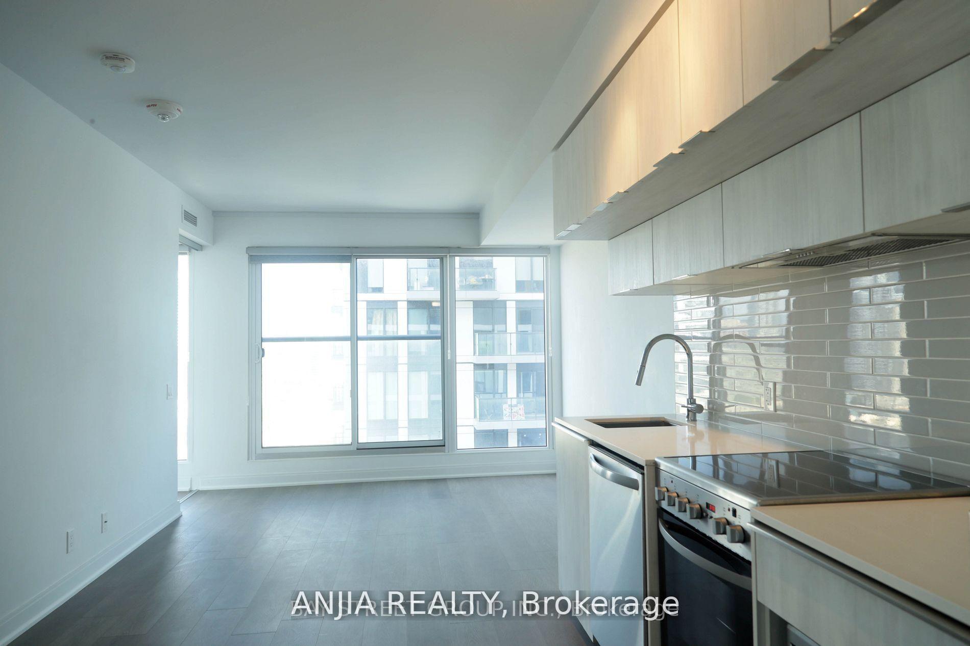 Front of Unit 2711-1BR, 181 Dundas Street
