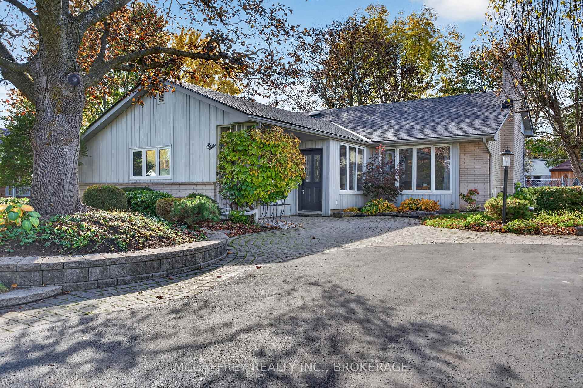 Photo 2 of 8 Keller Drive, Belleville, Belleville Ward — HOMEH