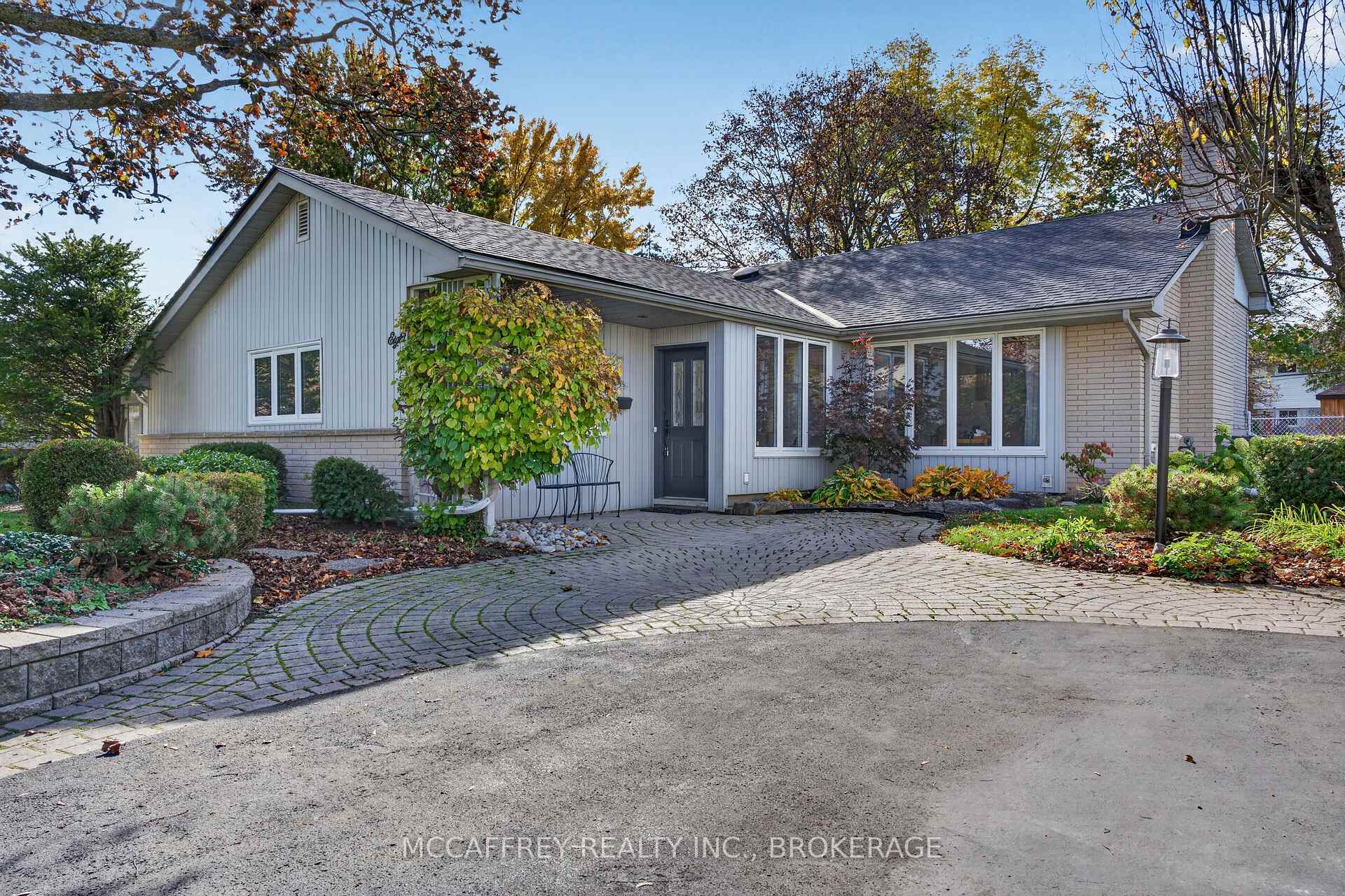 Photo 3 of 8 Keller Drive, Belleville, Belleville Ward — HOMEH