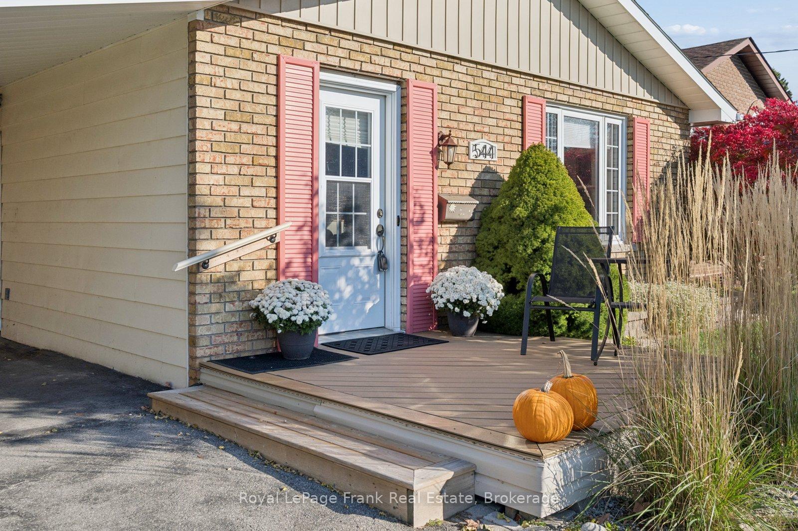 Photo of 544 Maher Crescent