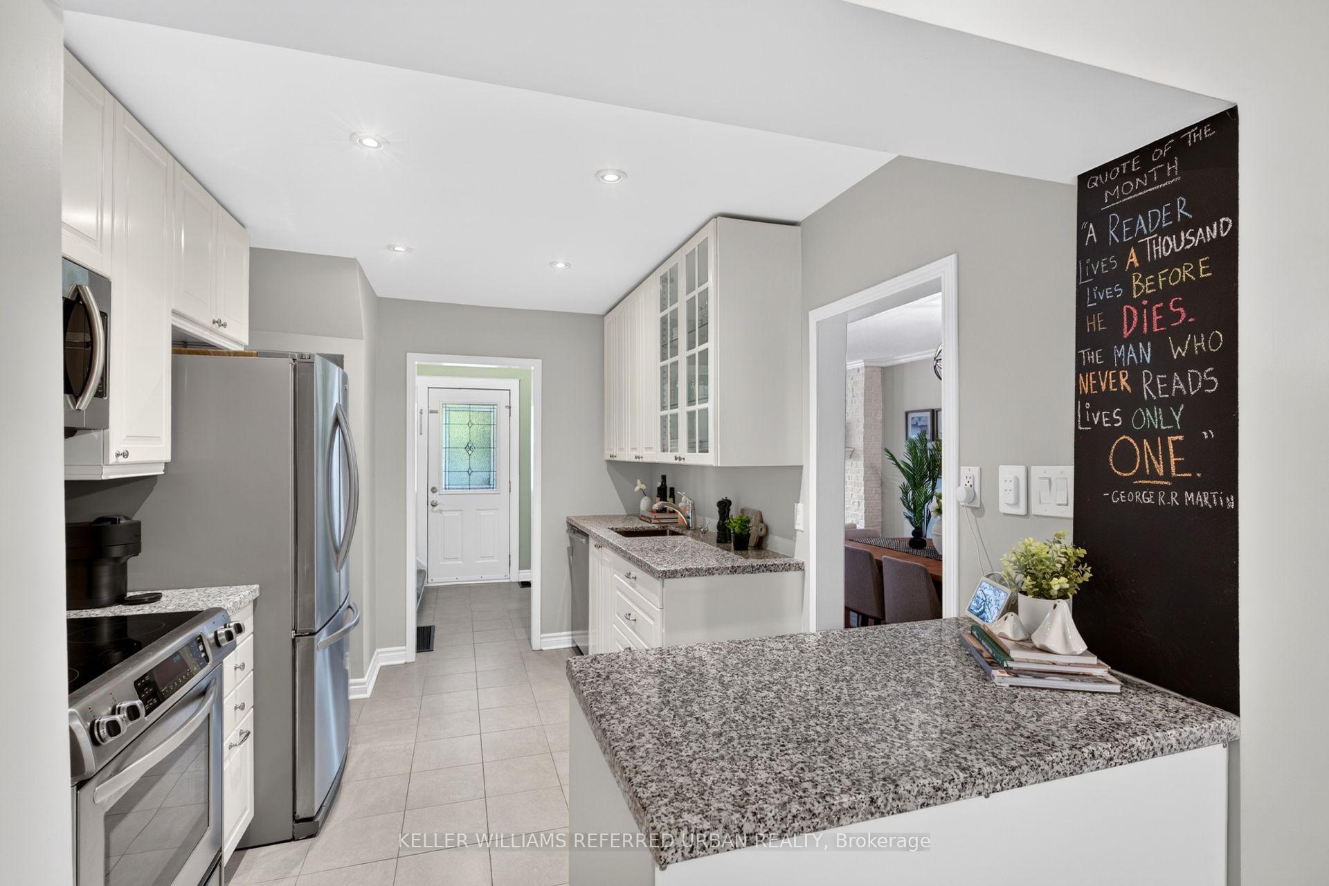 Photo 19 of 54 Albani Street, Etobicoke, Mimico — HOMEH
