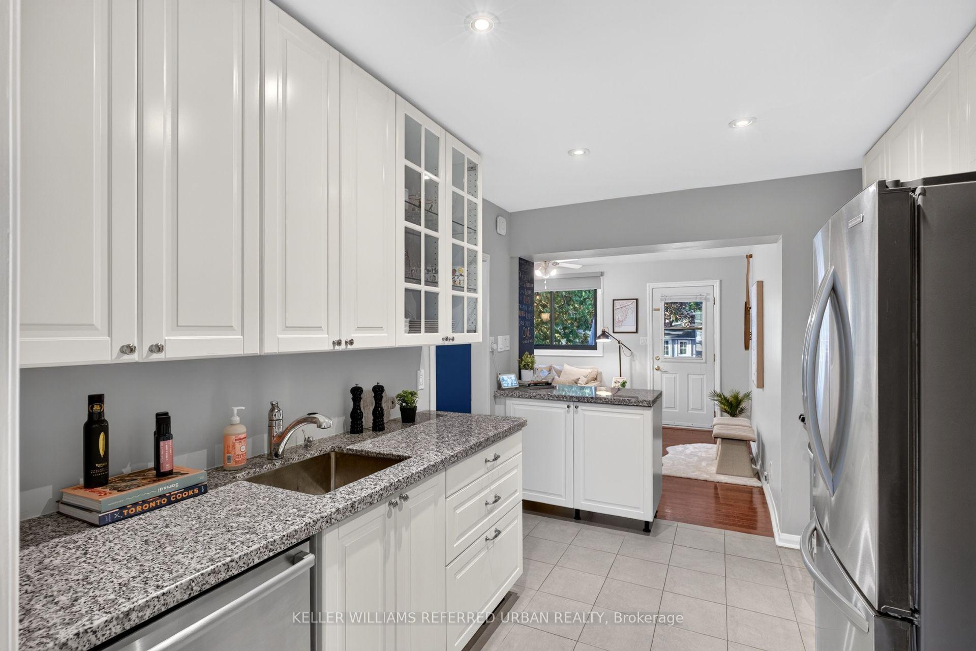 Photo 31 of 54 Albani Street, Etobicoke, Mimico — HOMEH