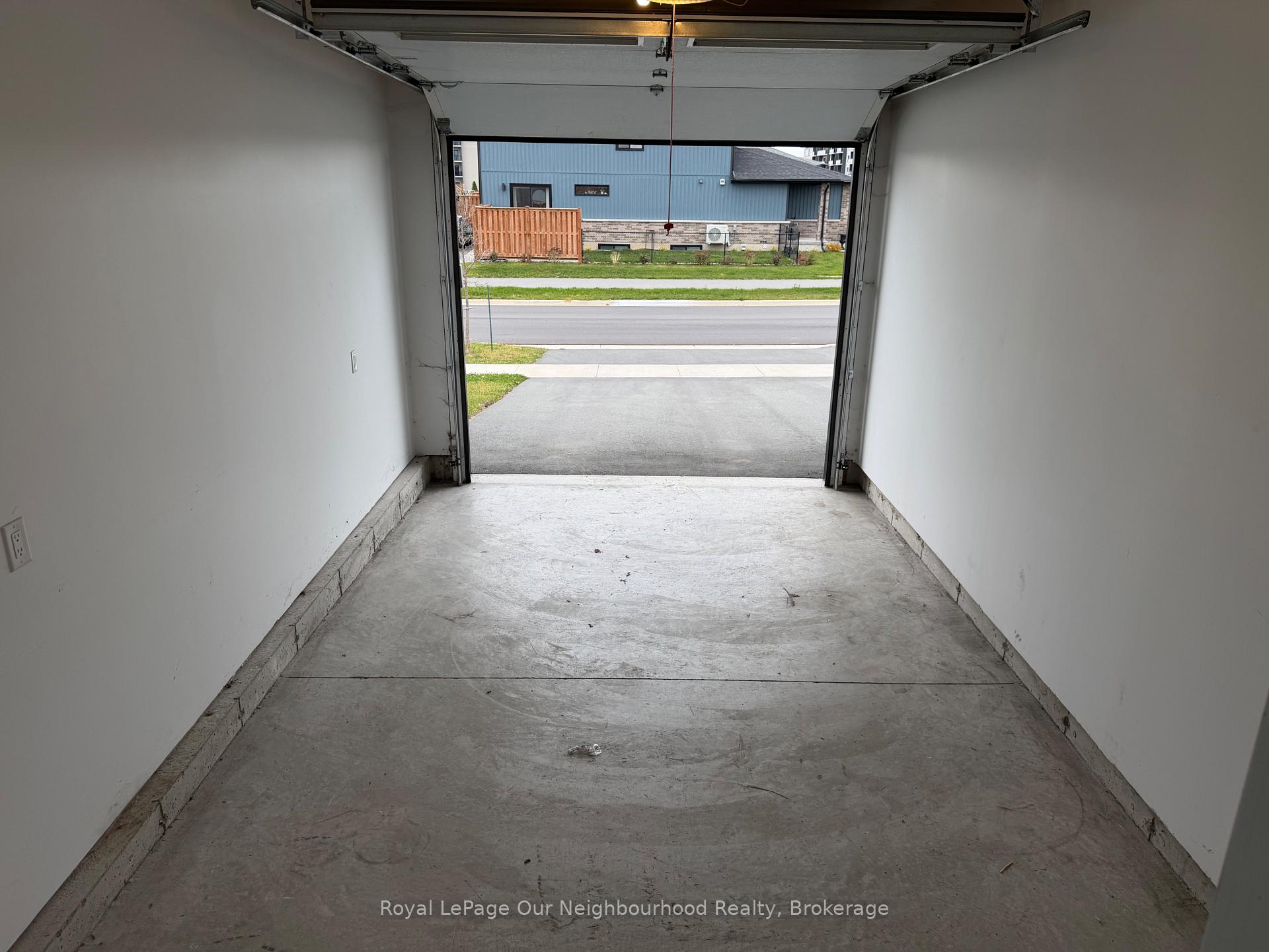 Photo 21 of 66 Hastings Park Drive, Belleville, Belleville Ward — HOMEH