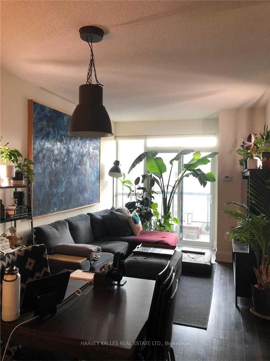 Photo 8 of Unit 411, 2 Old Mill Drive, Toronto, High Park-Swansea — HOMEH