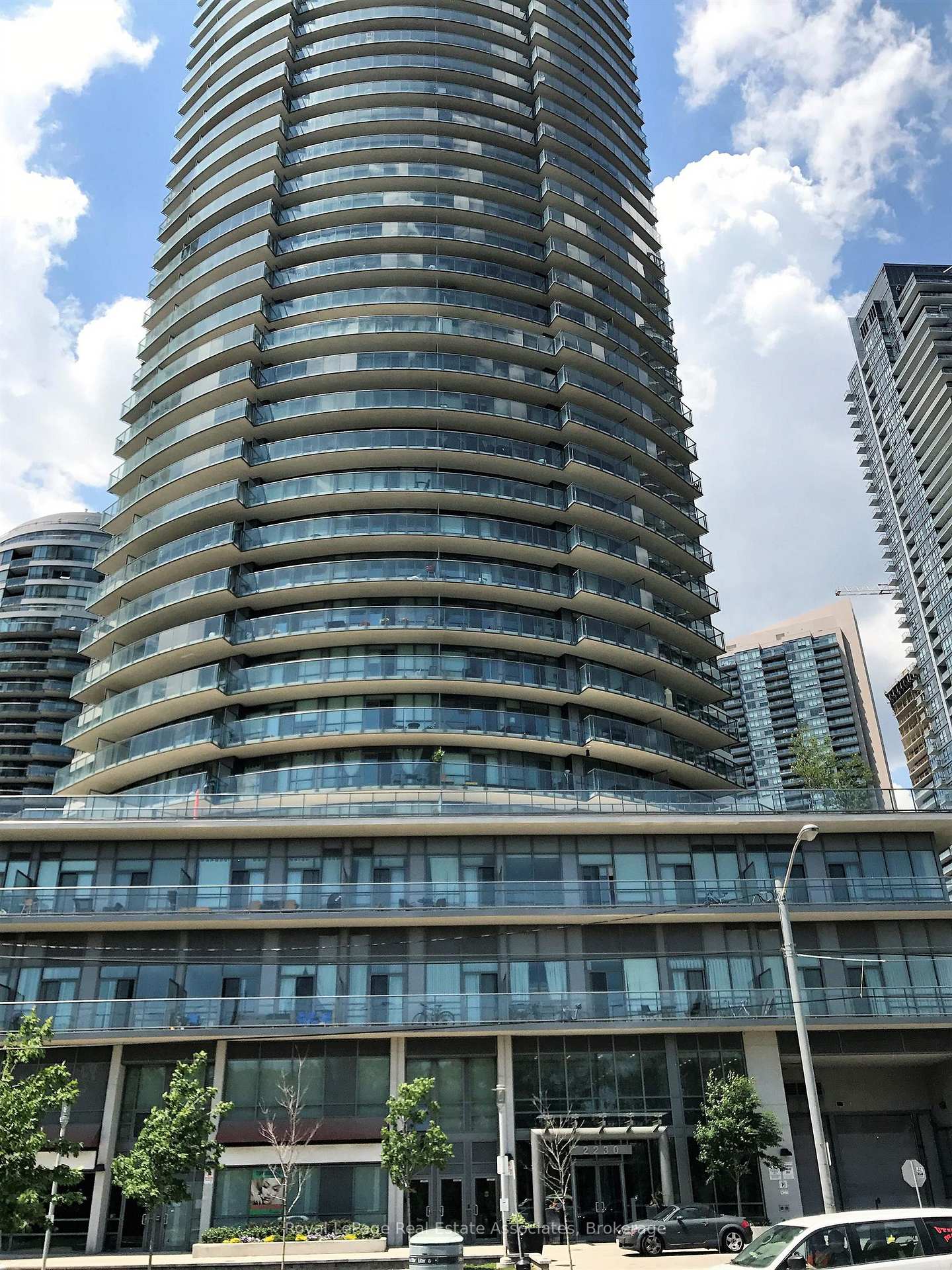 Photo of Unit 2408, 2230 Lake Shore Boulevard W
