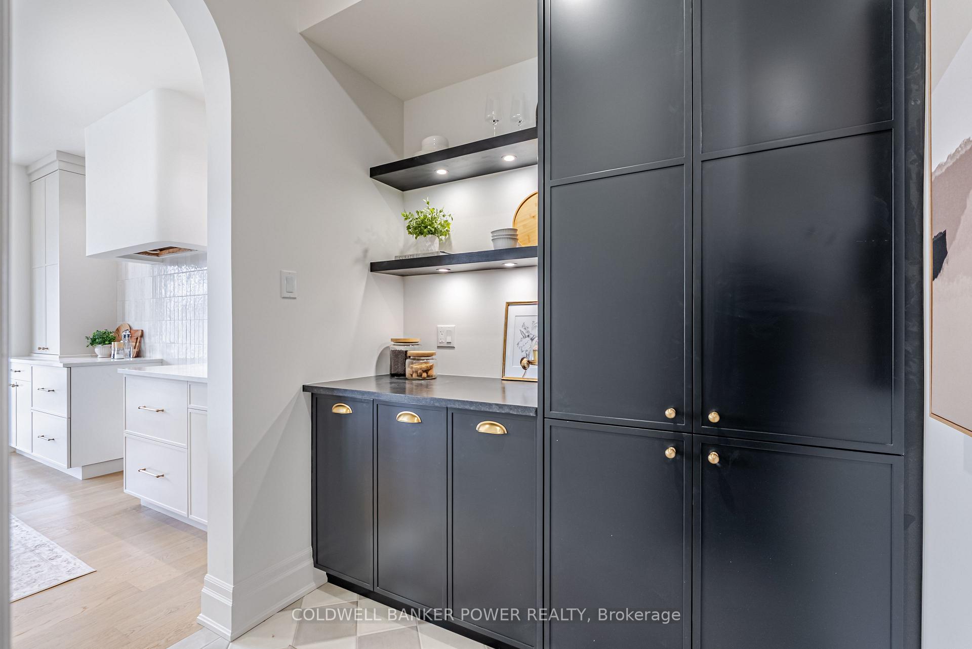 Photo 17 of 3147 Gillespie Trail, London, South V — HOMEH