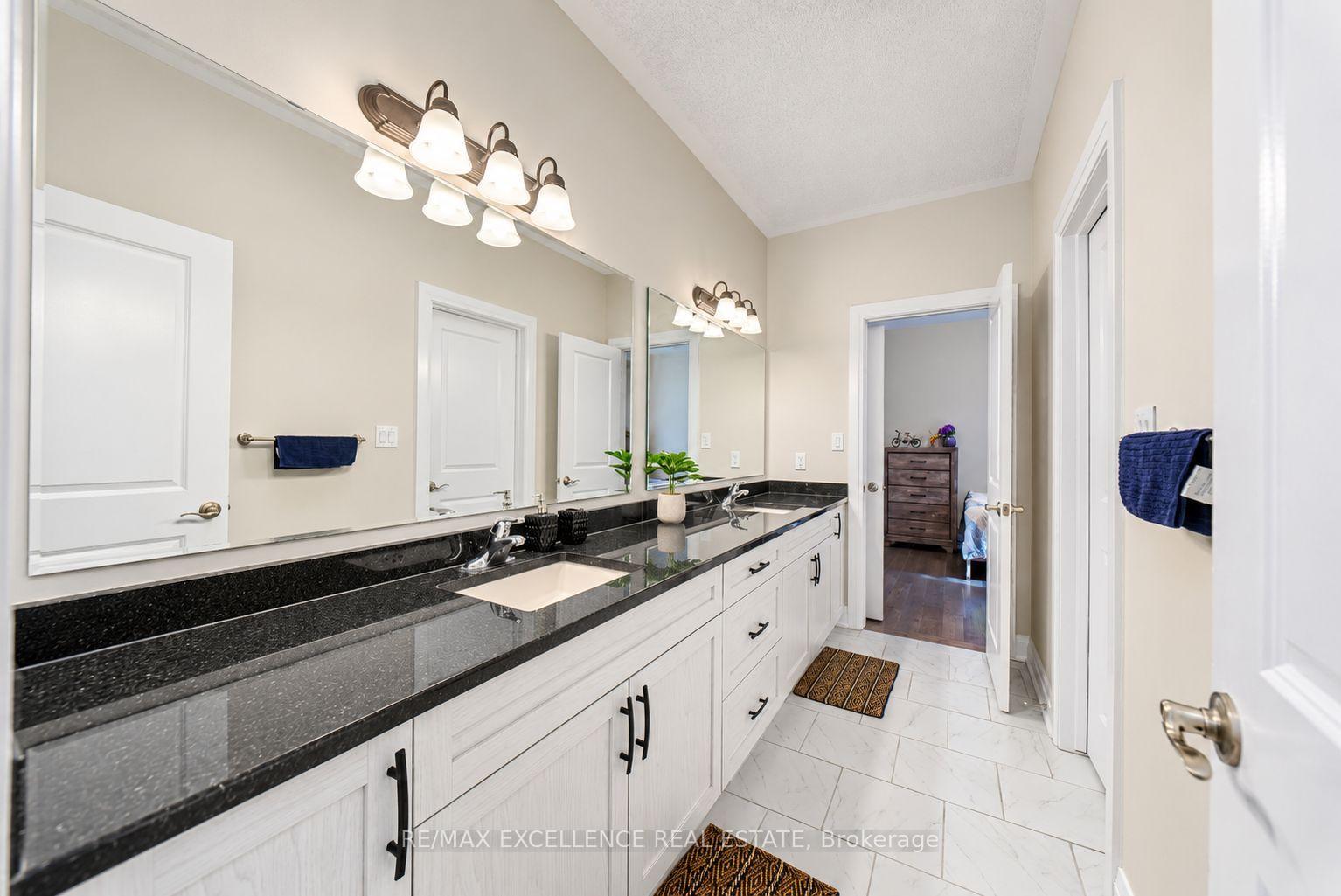 Photo 20 of 119 Ian Ormston Drive, Kitchener, Doon South — HOMEH