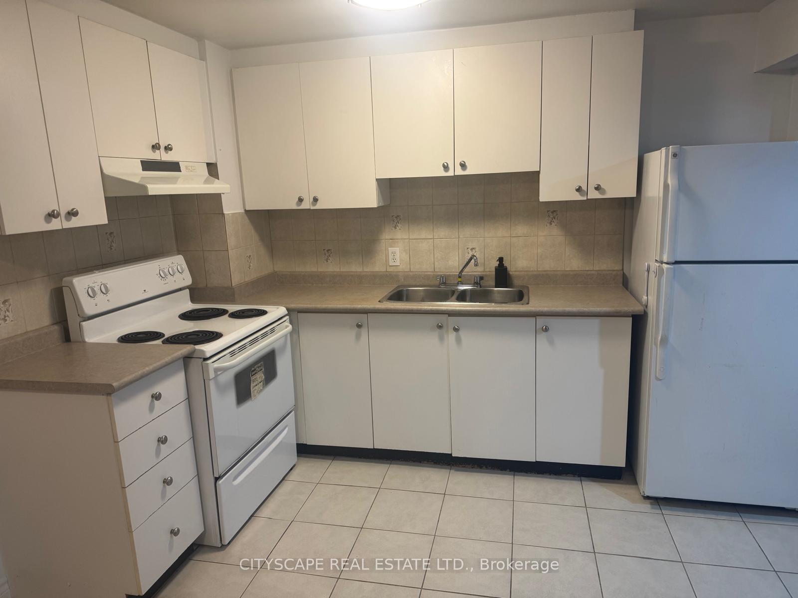 Photo 1 of Unit Bsmt, 6099 Rowers Crescent, Mississauga, East Credit — HOMEH
