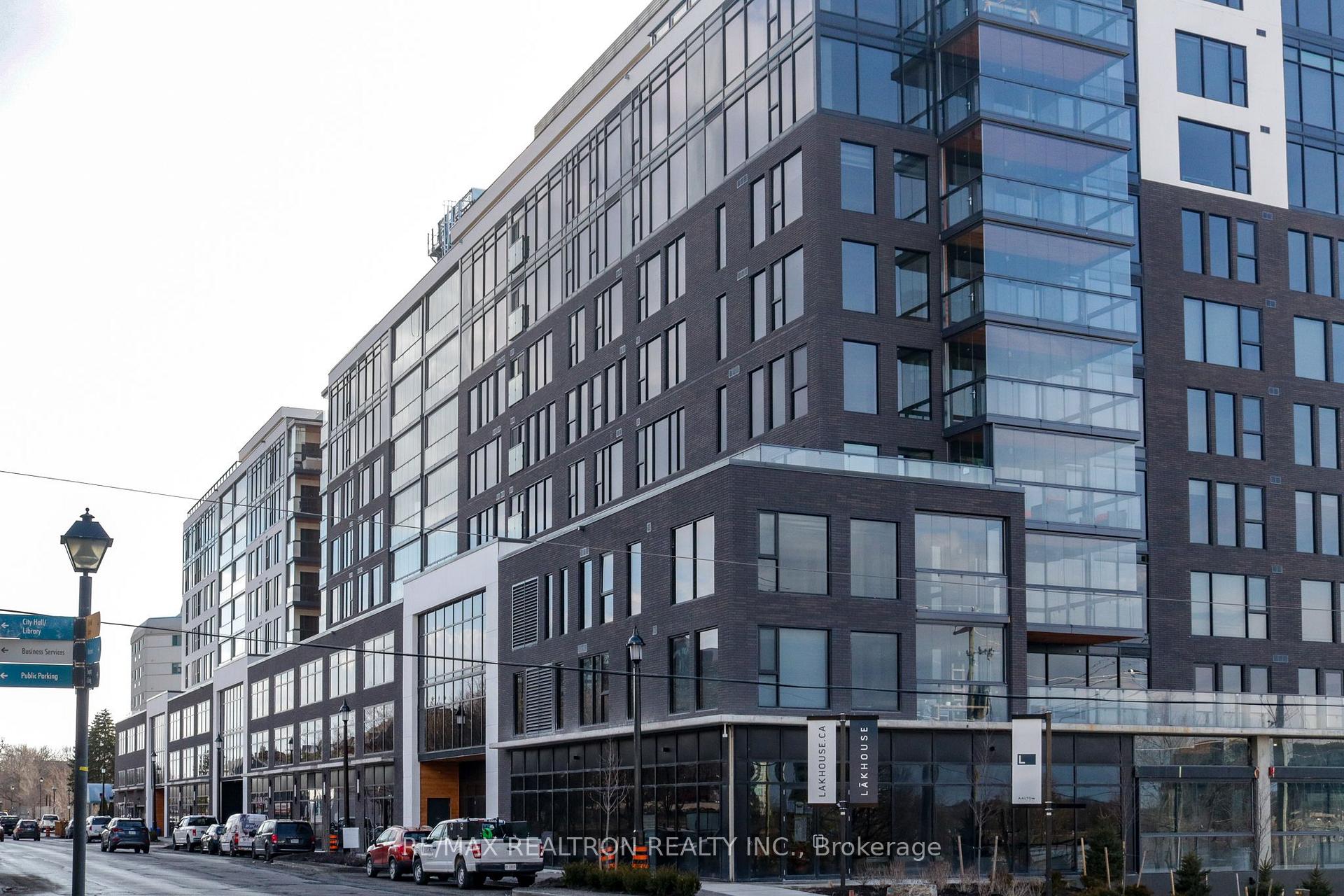 Photo of Unit 813, 185 Dunlop Street E