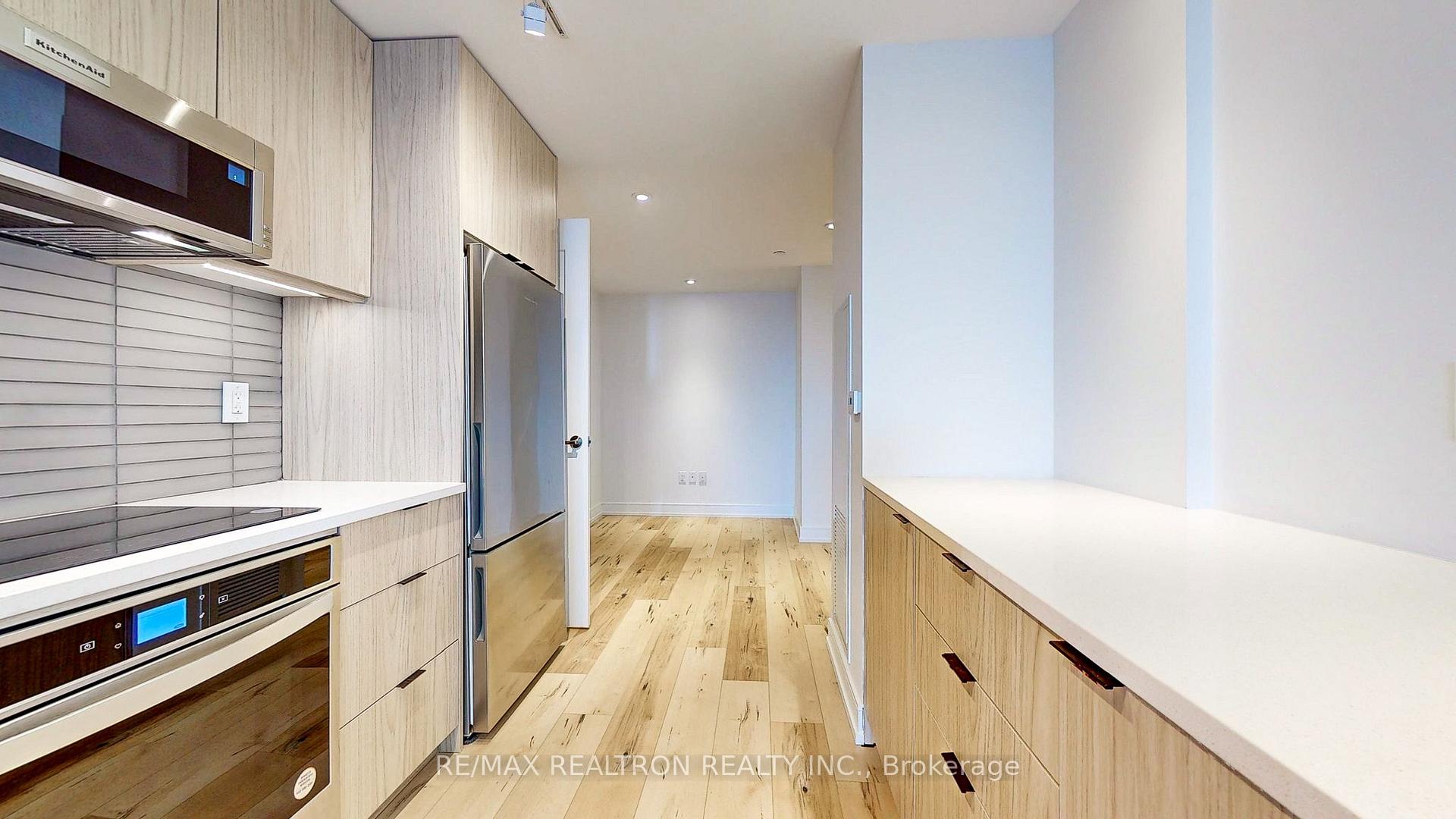 Photo 14 of Unit 813, 185 Dunlop Street E, Barrie, City Centre — HOMEH
