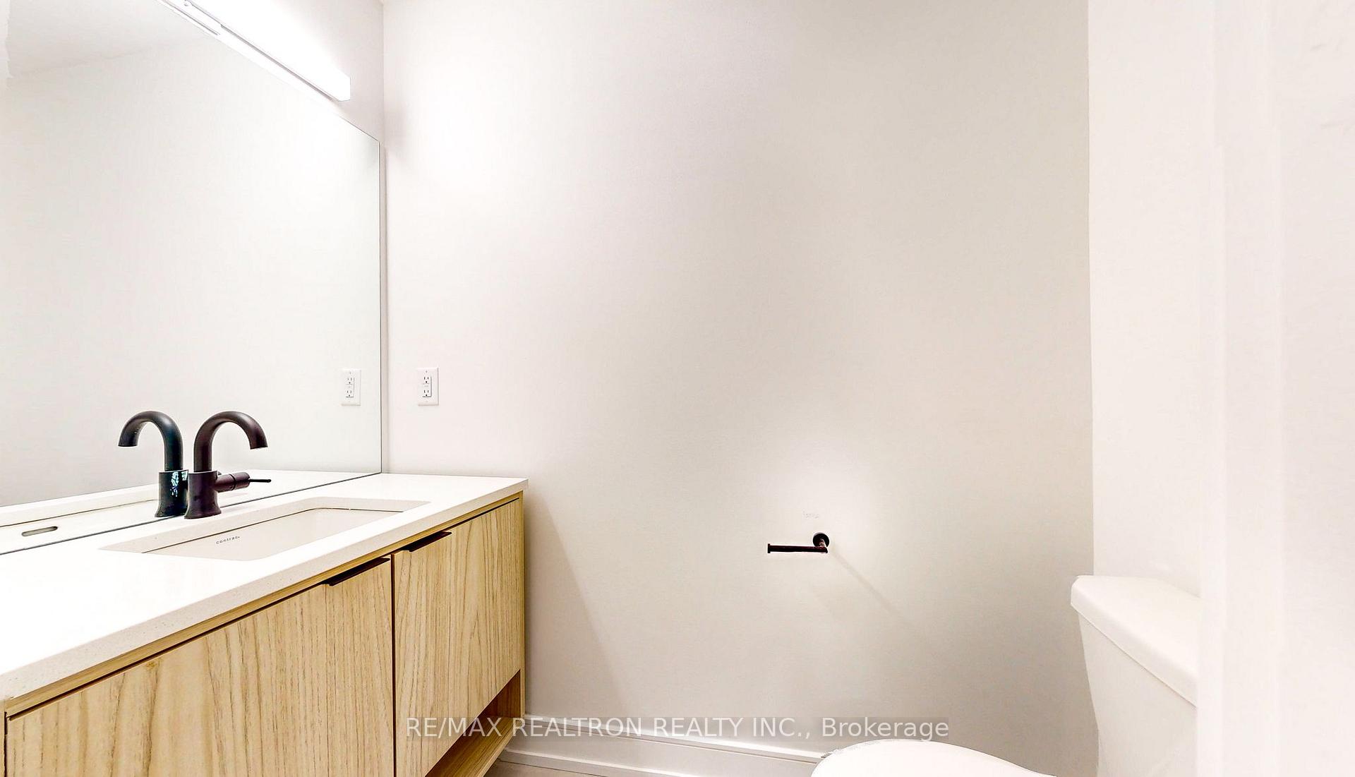 Photo 7 of Unit 813, 185 Dunlop Street E, Barrie, City Centre — HOMEH