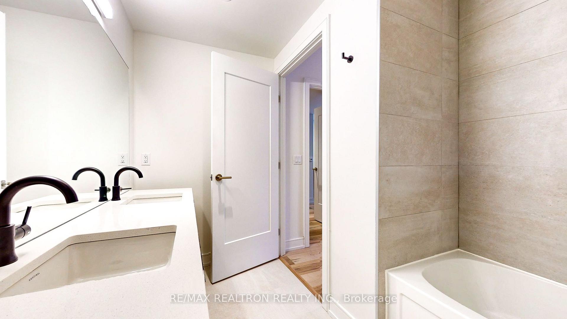 Photo 38 of Unit 813, 185 Dunlop Street E, Barrie, City Centre — HOMEH