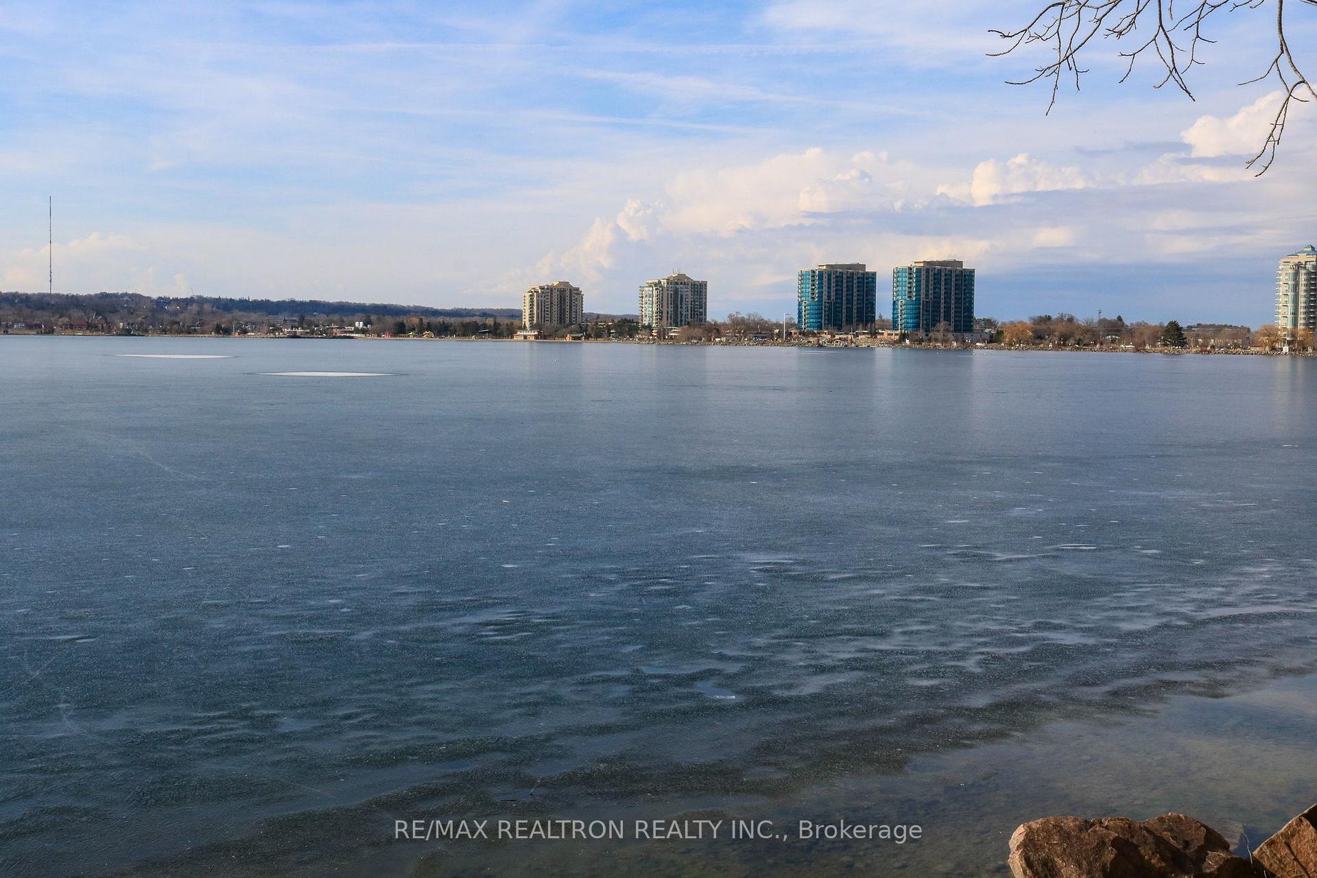 Photo 36 of Unit 813, 185 Dunlop Street E, Barrie, City Centre — HOMEH