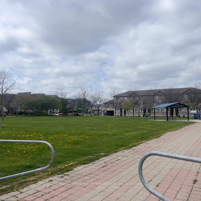 Photo 35 of Unit 11, 200 Tenth Street, Etobicoke, New Toronto — HOMEH