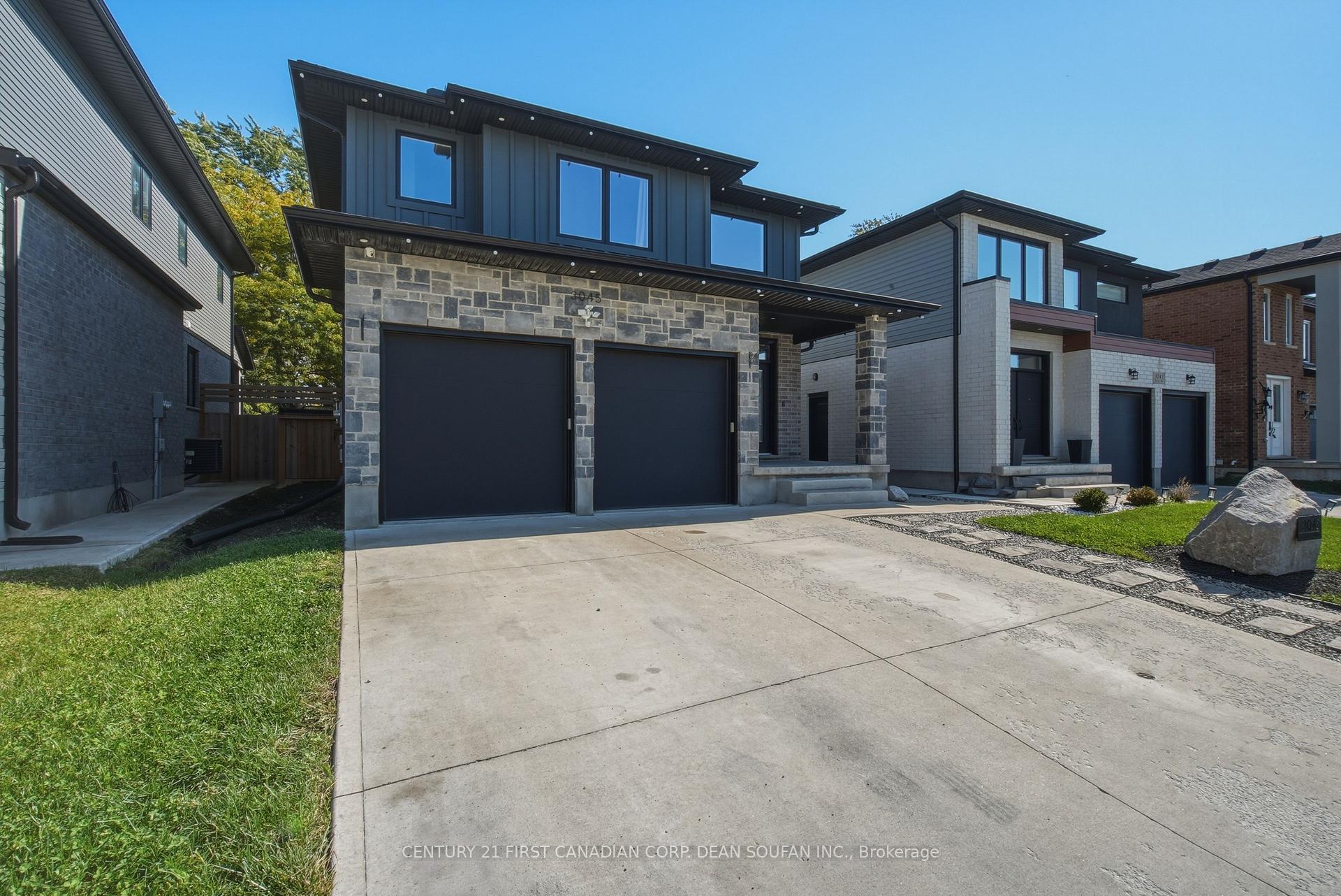Photo 2 of 3045 Petty Road, London, South W — HOMEH