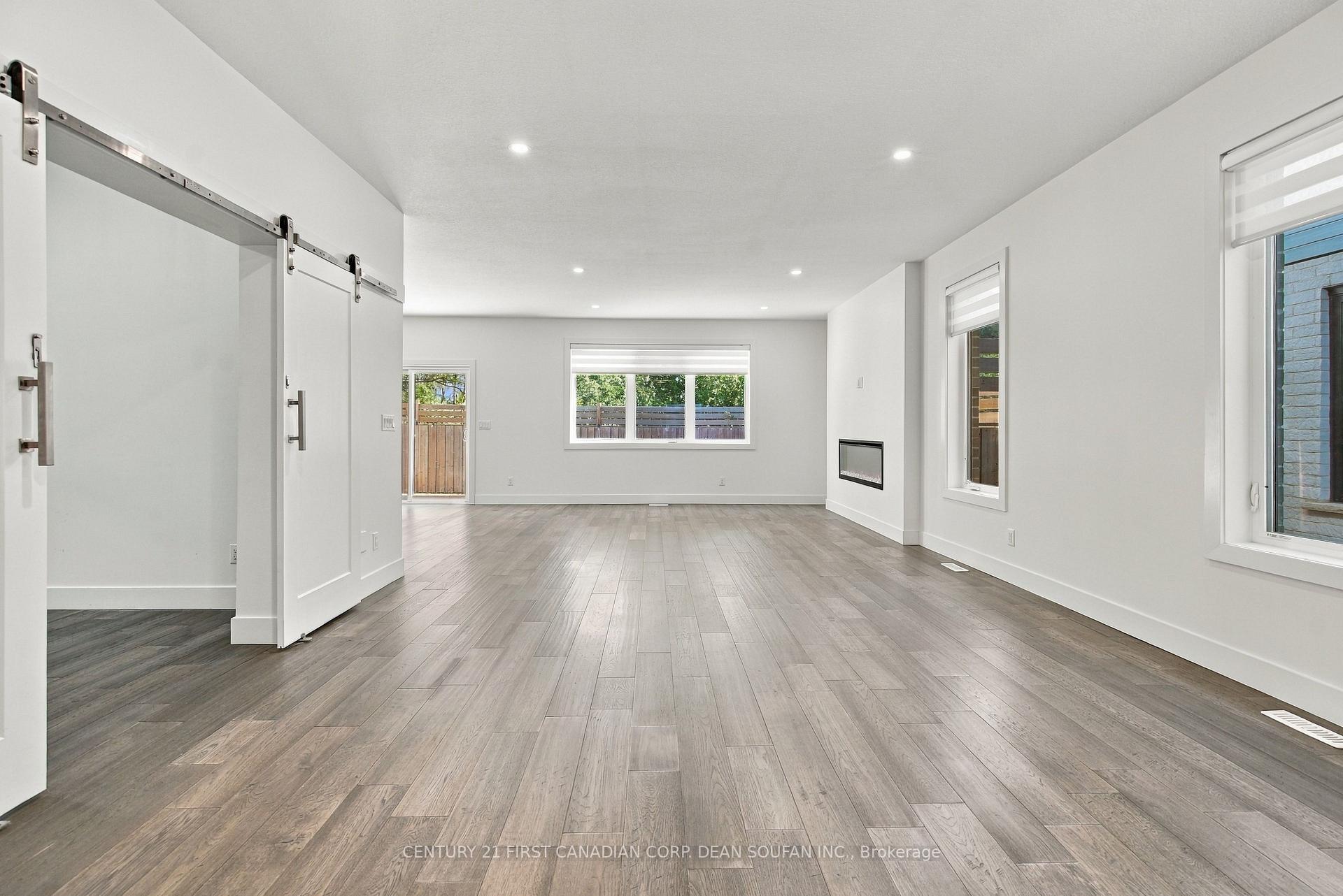 Photo 6 of 3045 Petty Road, London, South W — HOMEH