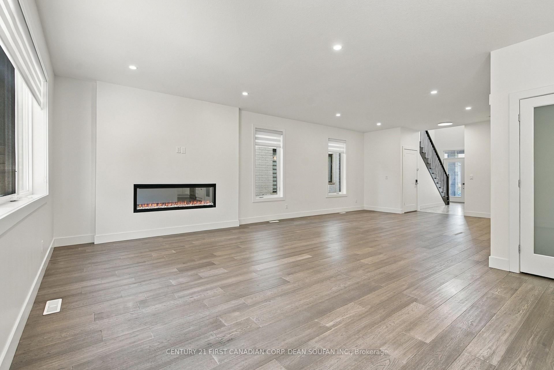 Photo 9 of 3045 Petty Road, London, South W — HOMEH
