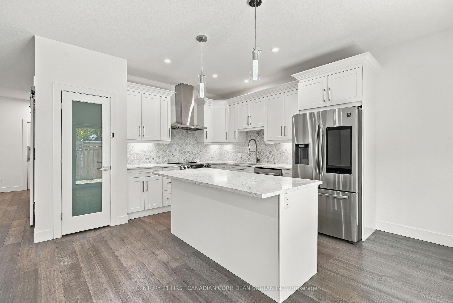 Photo 12 of 3045 Petty Road, London, South W — HOMEH