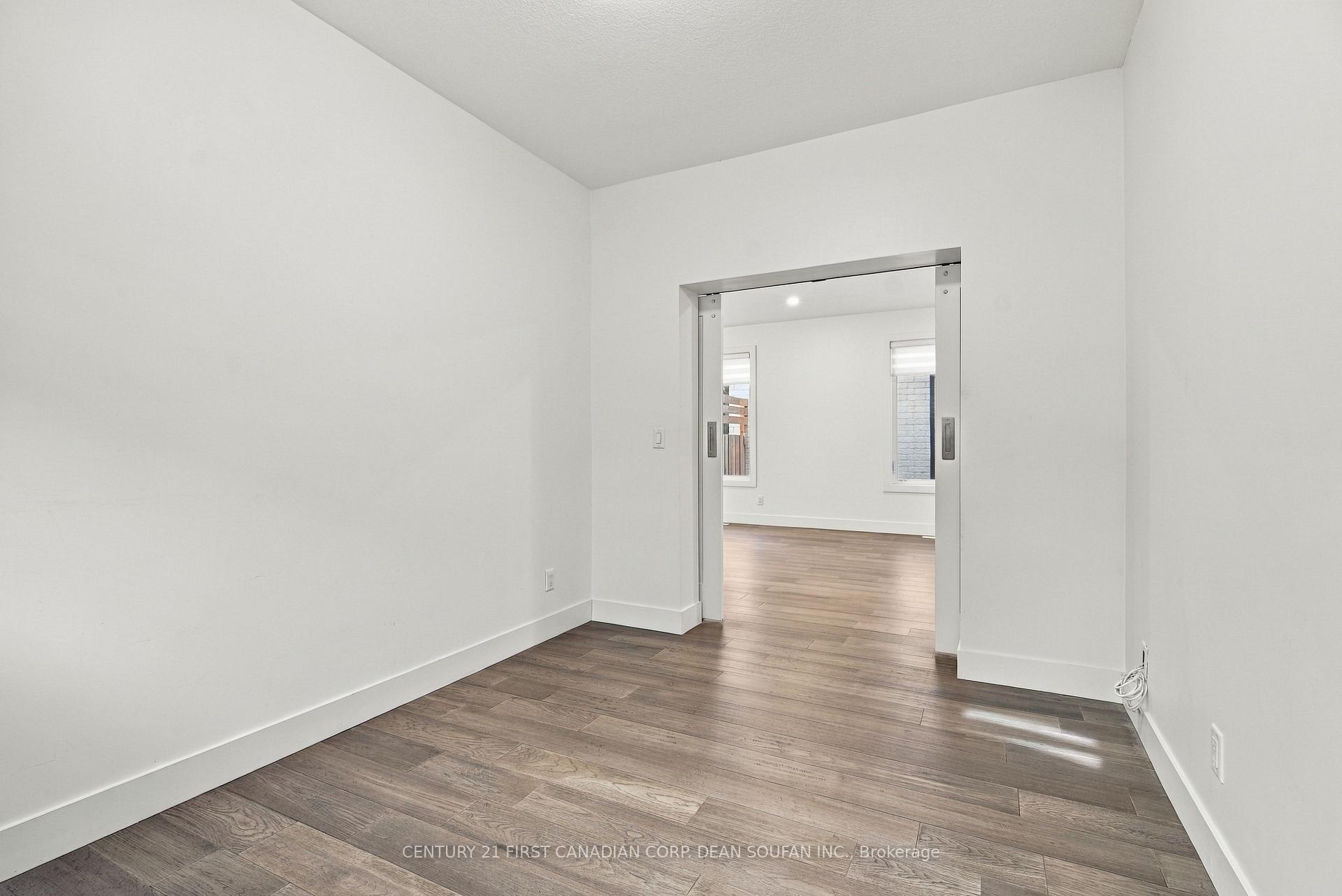 Photo 19 of 3045 Petty Road, London, South W — HOMEH