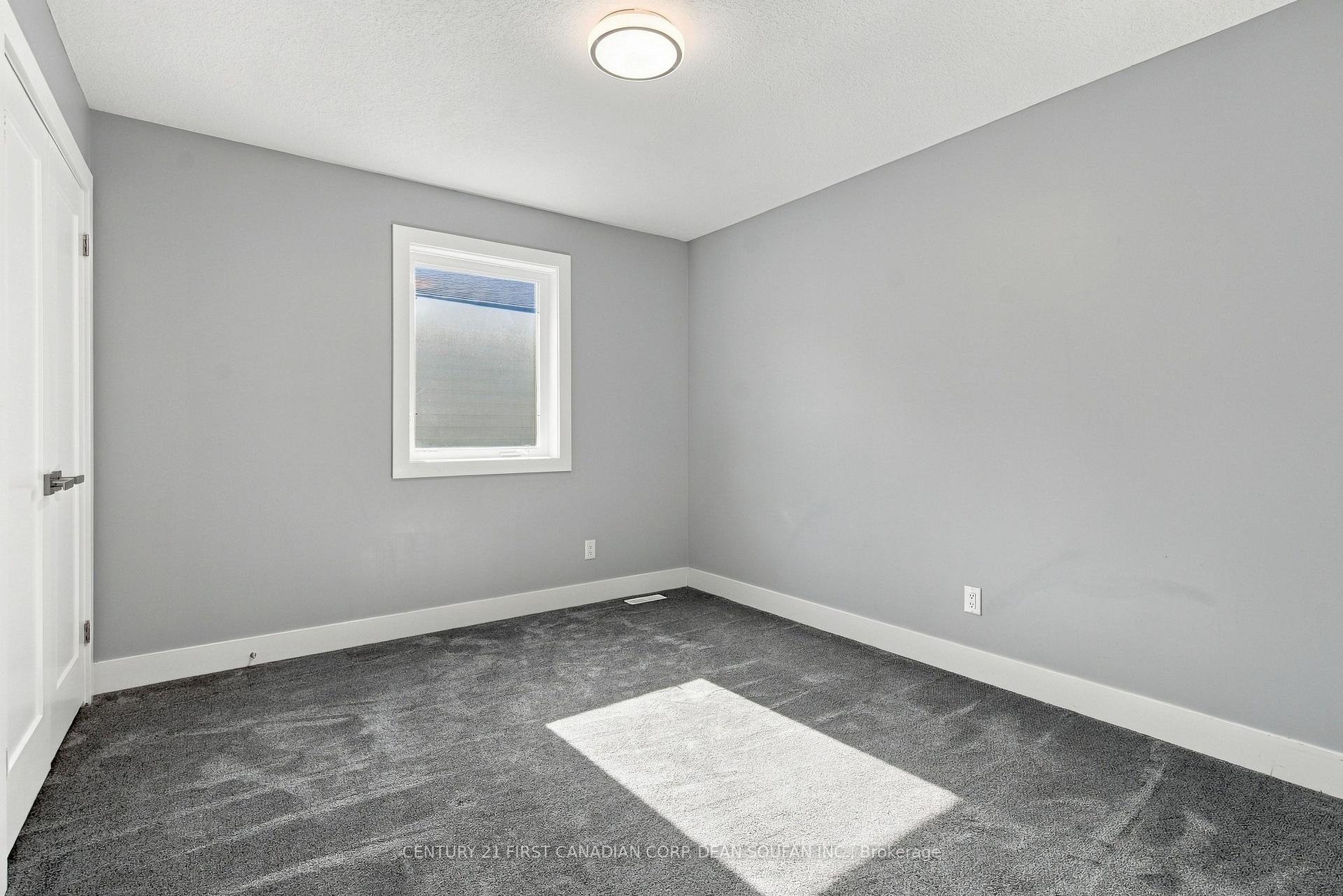 Photo 31 of 3045 Petty Road, London, South W — HOMEH