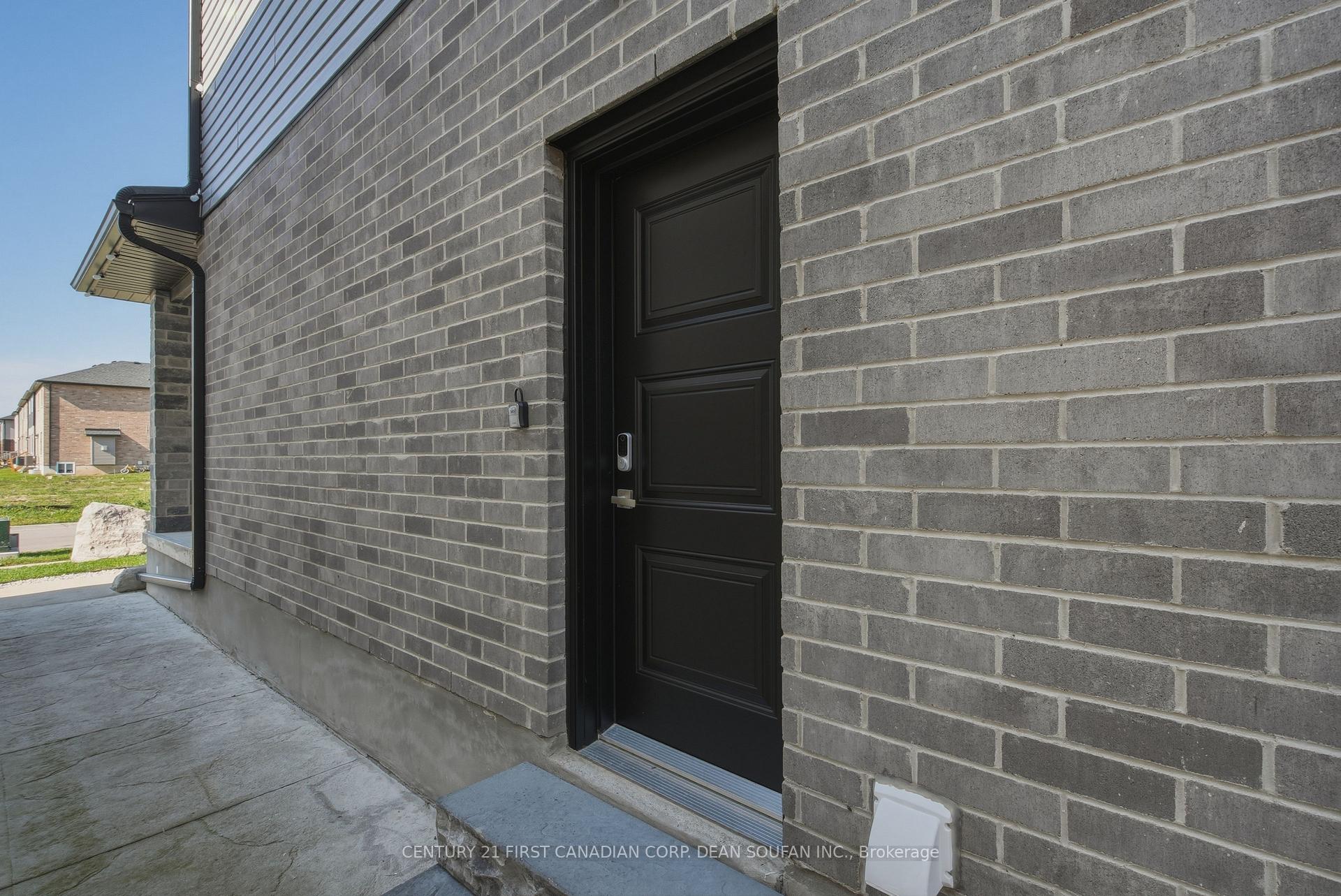 Photo 42 of 3045 Petty Road, London, South W — HOMEH
