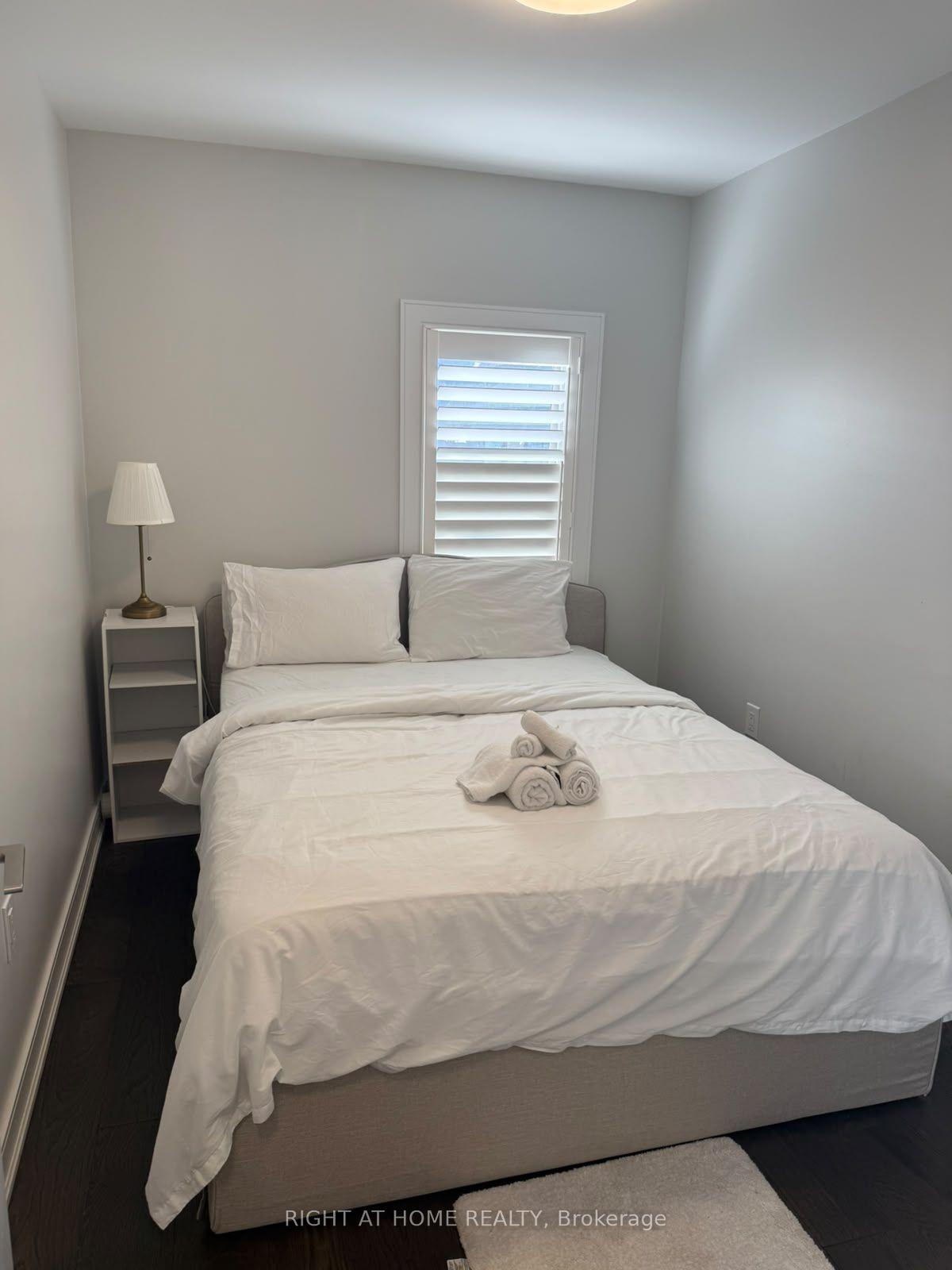 Photo 21 of 1142 Beachcomber Road, Mississauga, Lakeview — HOMEH