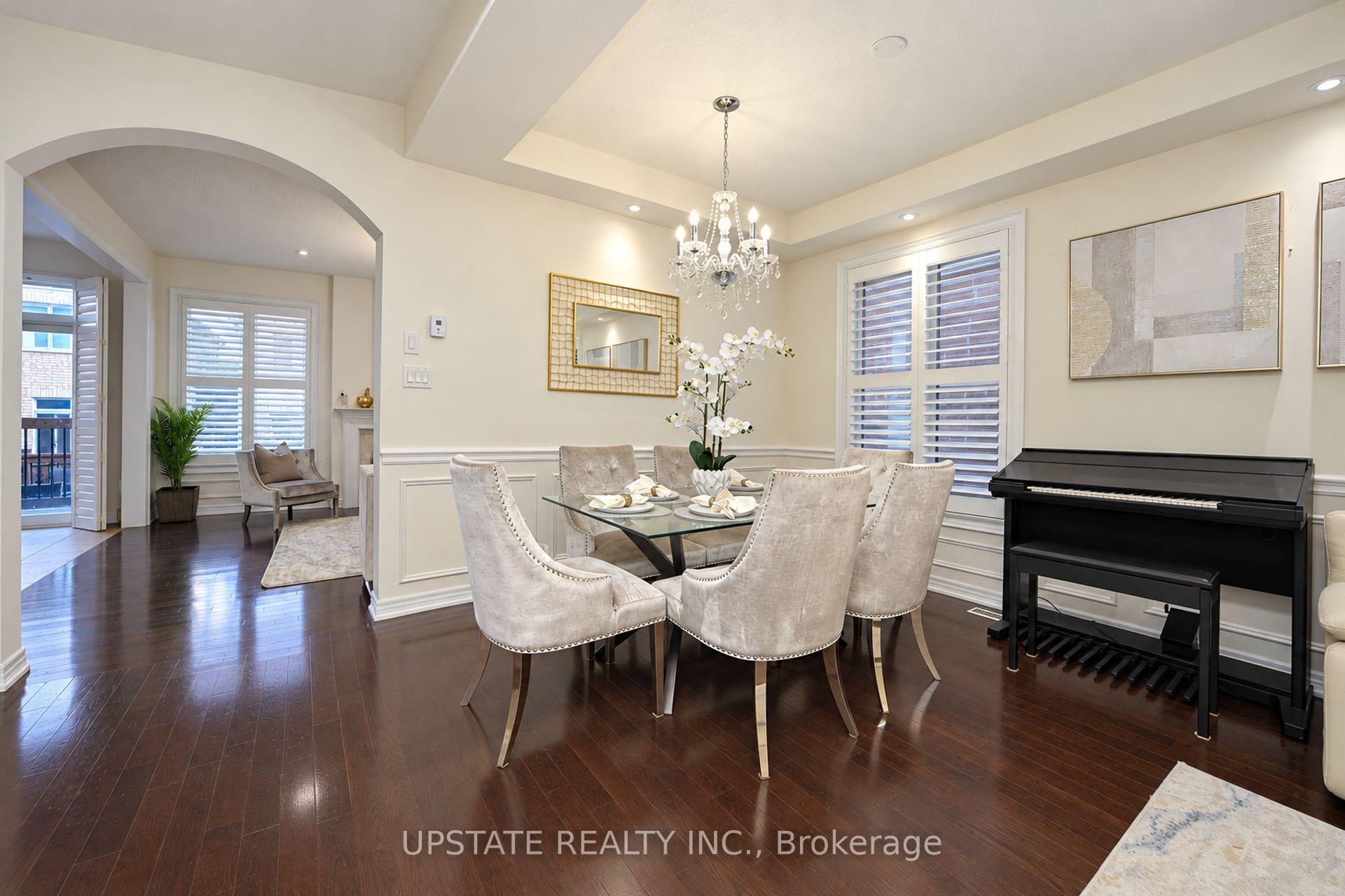 Photo 8 of 15 Cranwood Circle, Brampton, Credit Valley — HOMEH
