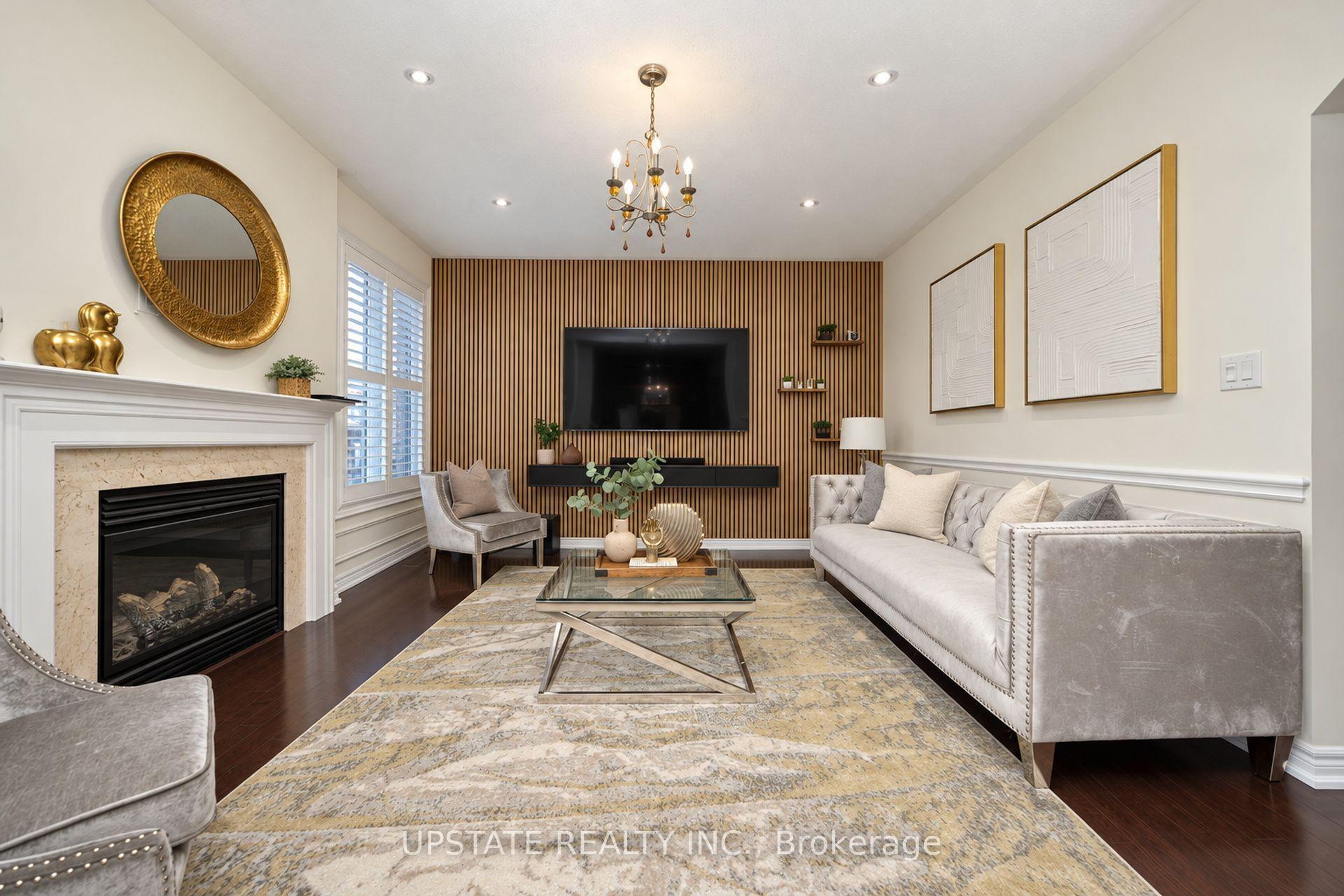 Photo 10 of 15 Cranwood Circle, Brampton, Credit Valley — HOMEH