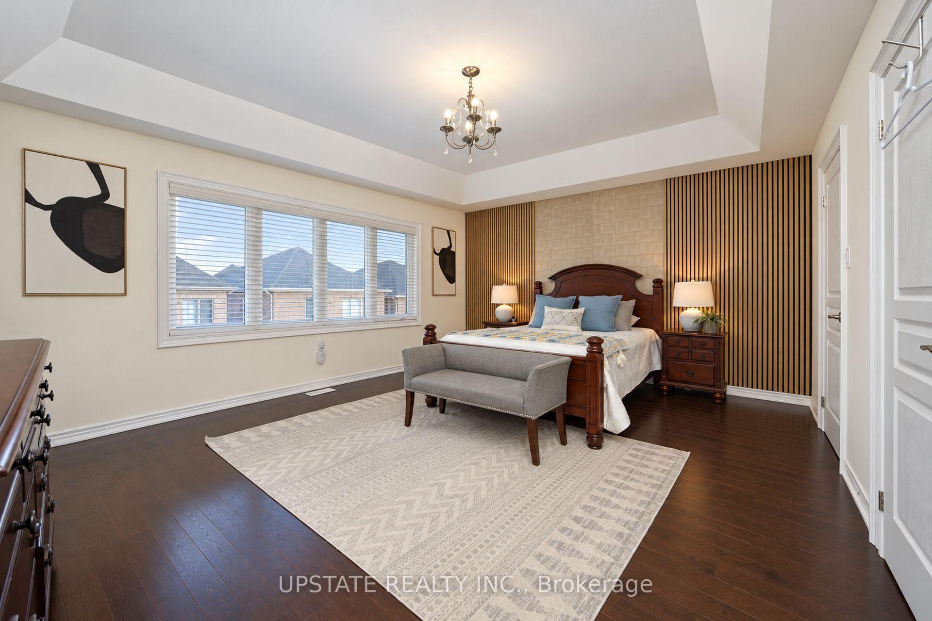 Photo 17 of 15 Cranwood Circle, Brampton, Credit Valley — HOMEH