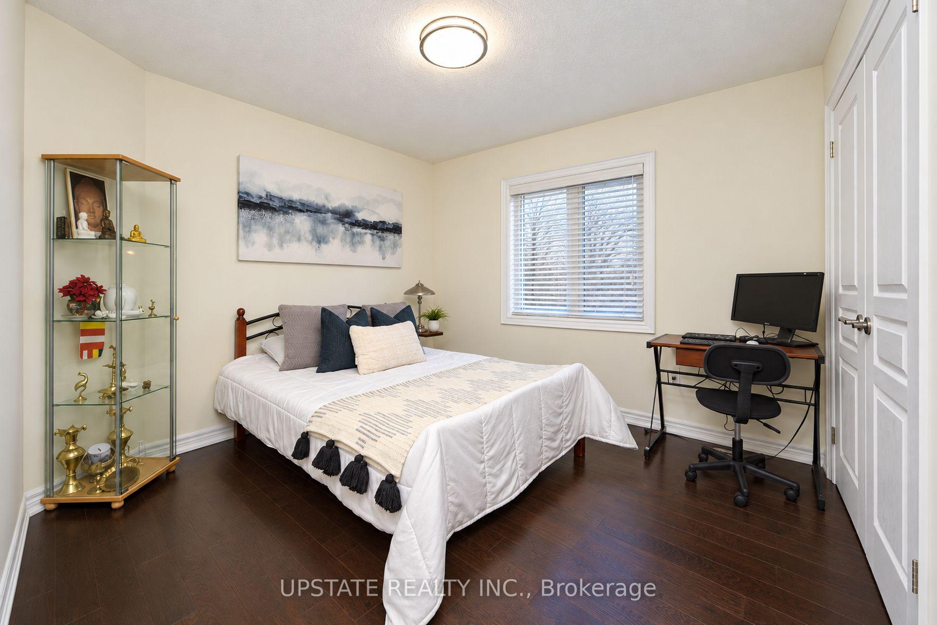 Photo 22 of 15 Cranwood Circle, Brampton, Credit Valley — HOMEH